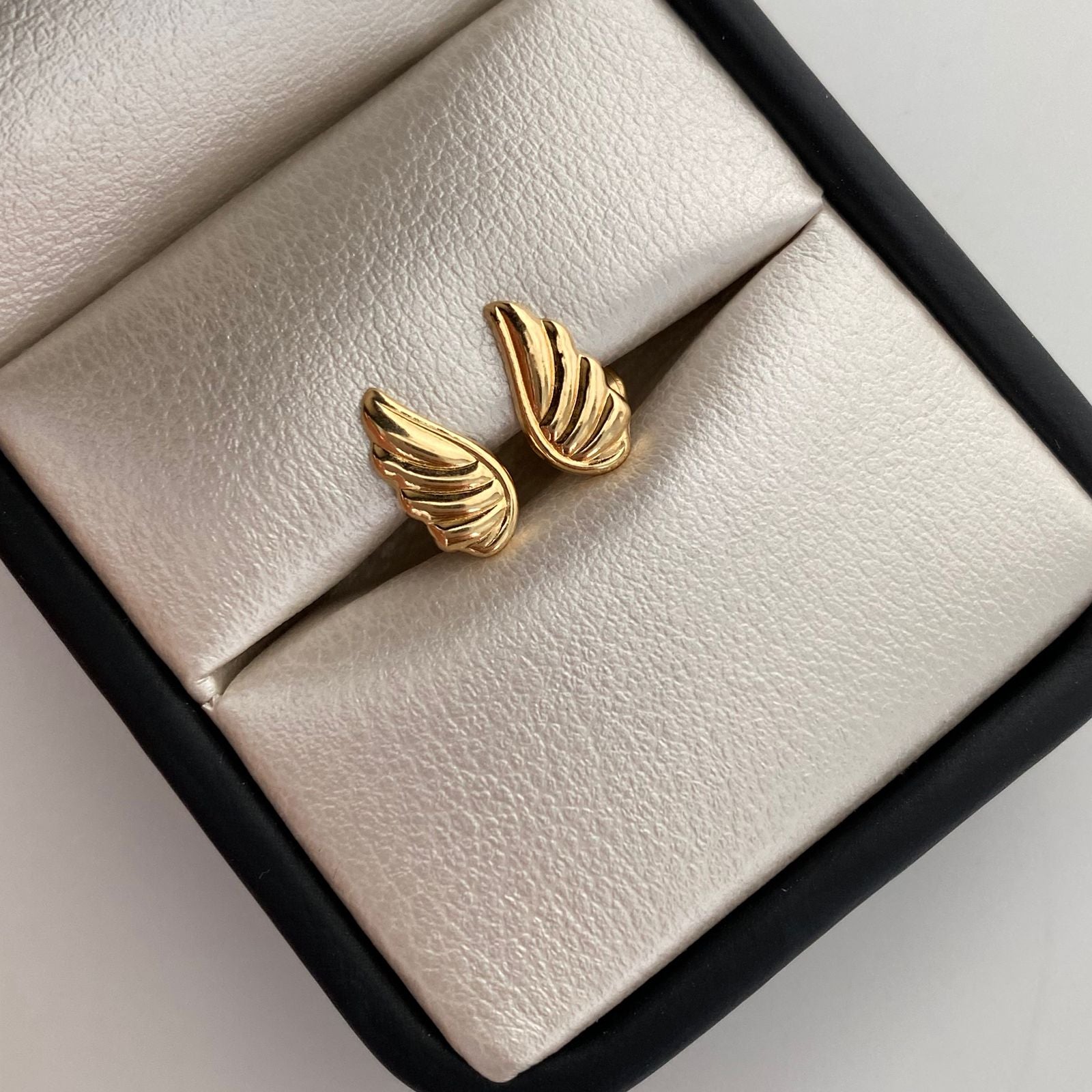 Topos Alas Oro amarillo 18k 0,7 Gr / 10,7 mm