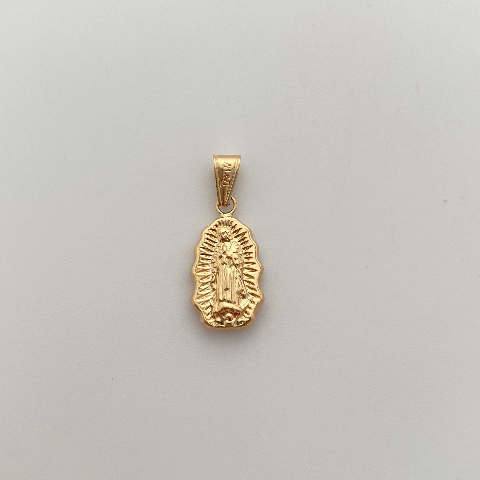 Dije Guadalupe silueta Oro amarillo 18k 1 Gr / 10,5 mm / 2,5 Cm