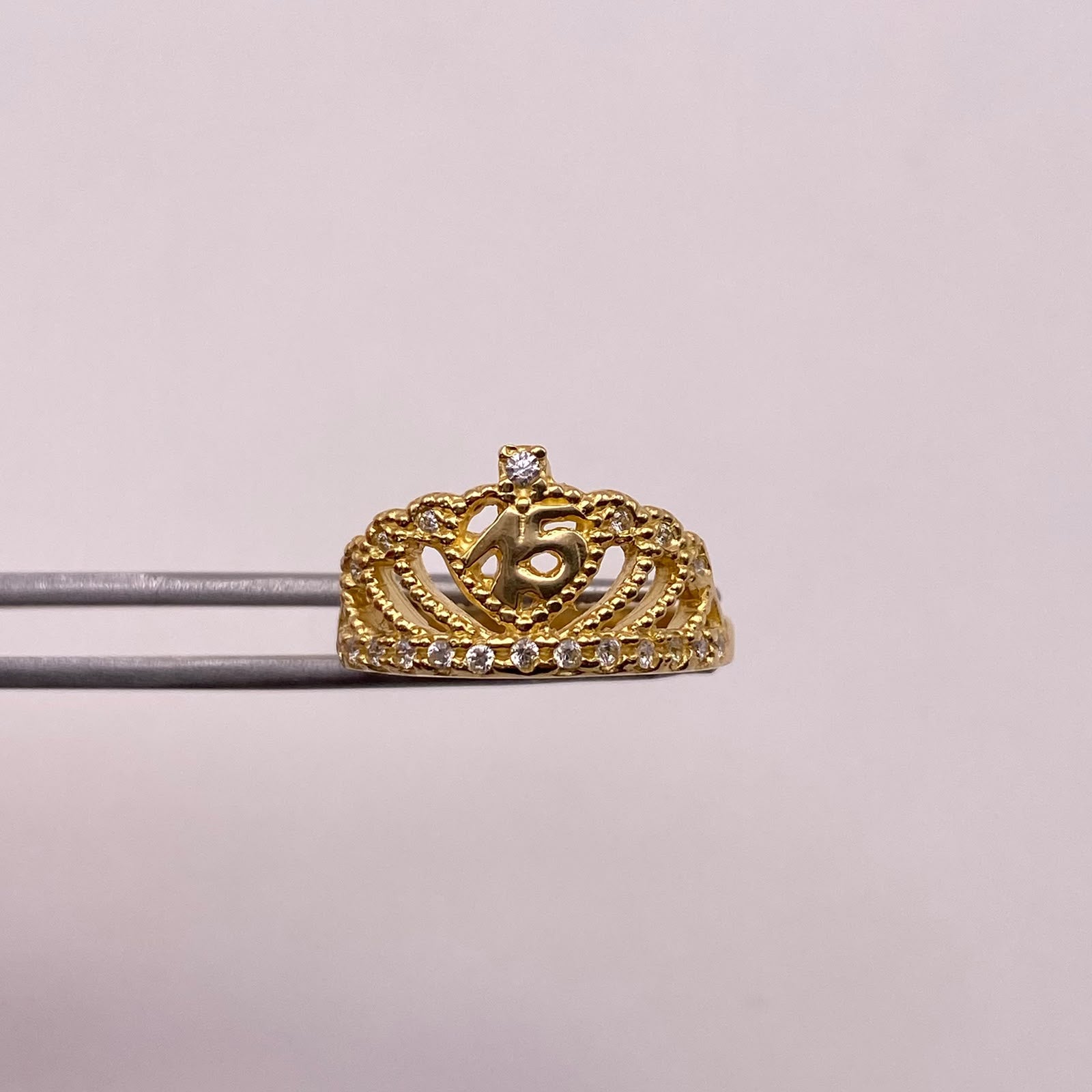 Anillo 15 Circones blancoss Oro amarillo 18k / Talla 6 / 3,49 Gr