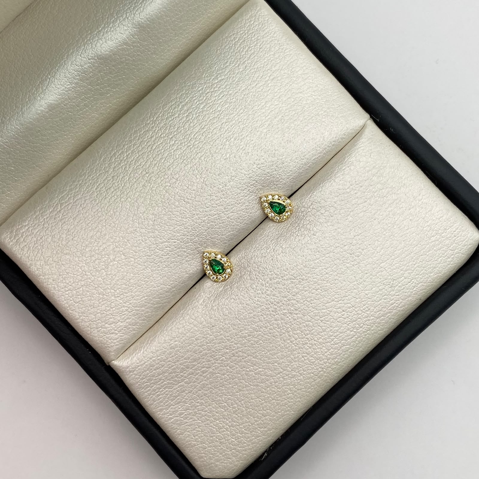 Topos gota circones blancos y verde Oro amarillo 18k 0,7 Gr / 4,53 mm