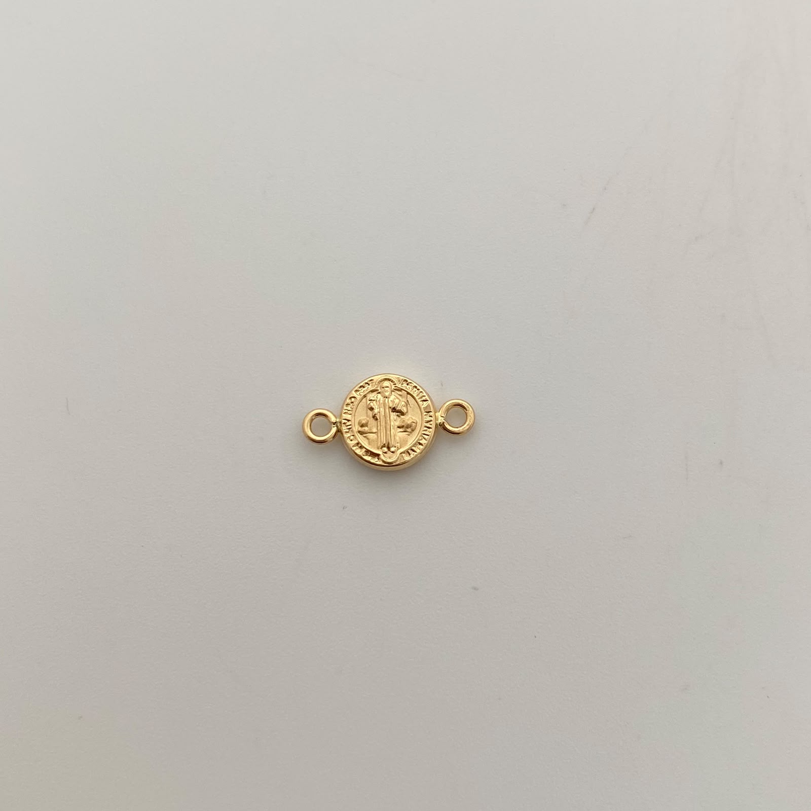 Herraje San Benito Oro amarillo 18k 0,4 Gr / 1,5 Cm