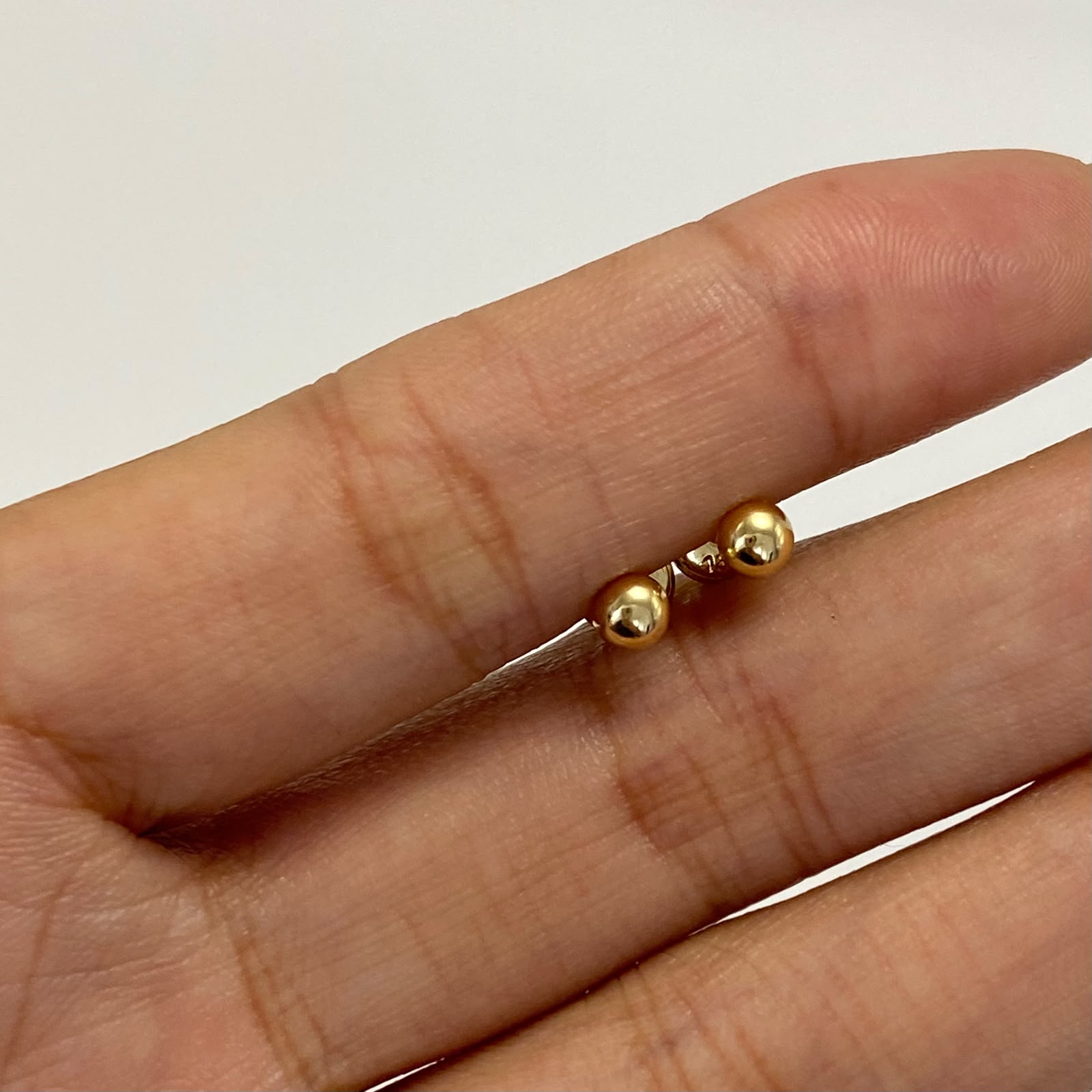 Topos media bola 4mm Oro amarillo 18k 0,45 Gr