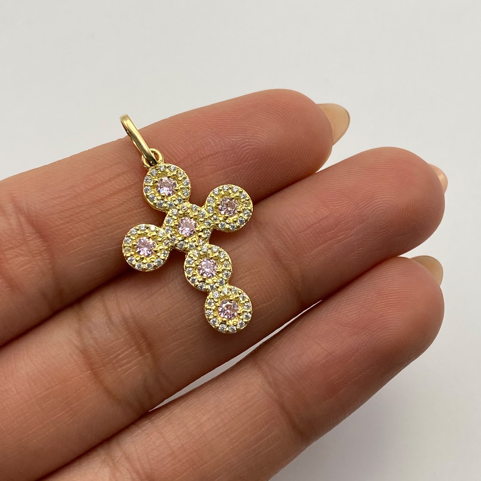 Dije Cruz Circones rosados Oro amarillo 18k 2,45 Gr / 17,4 mm / 3,2 Cm