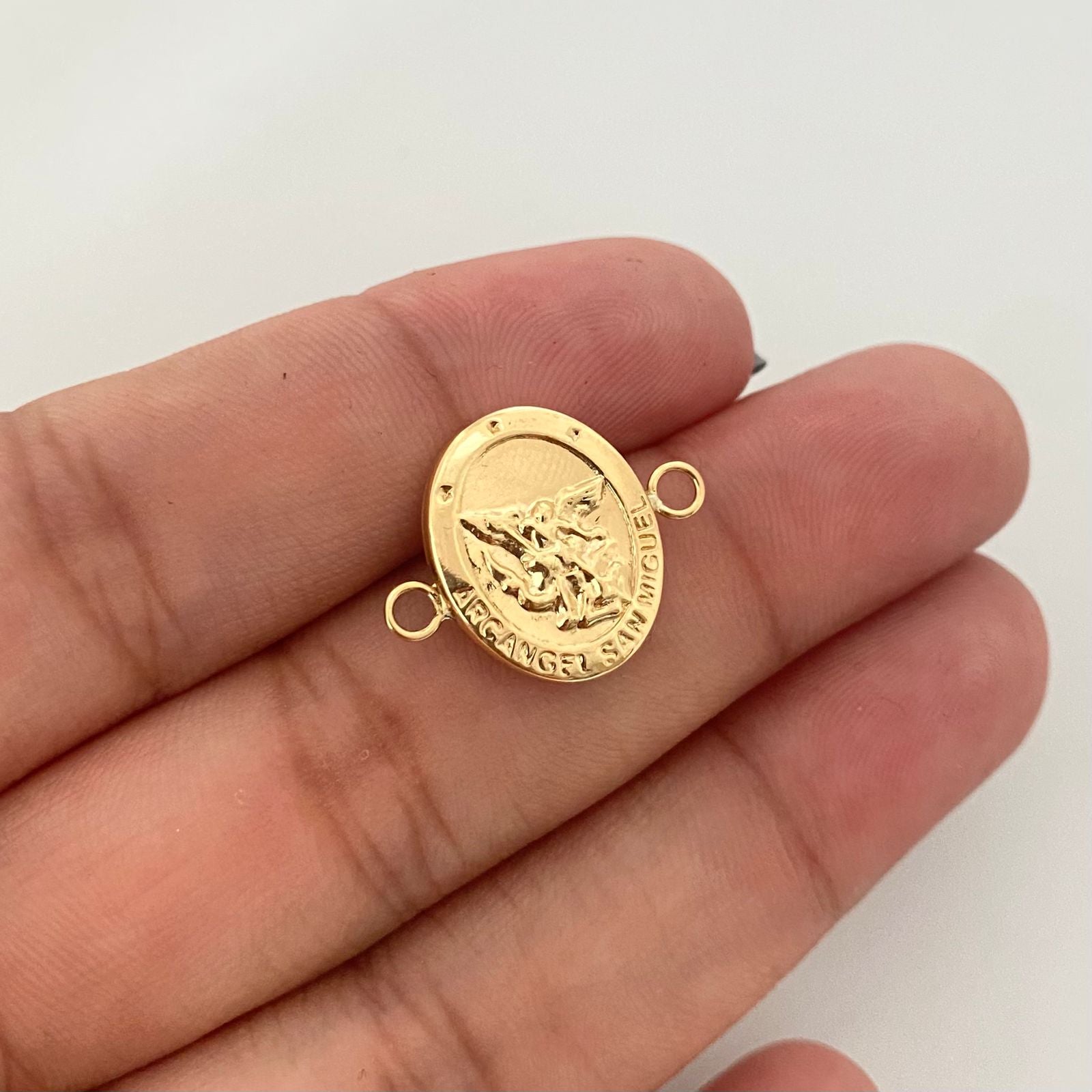 Herraje san miguel arcangel Oro amarillo 18k 1,05 Gr / 1,7 Cm
