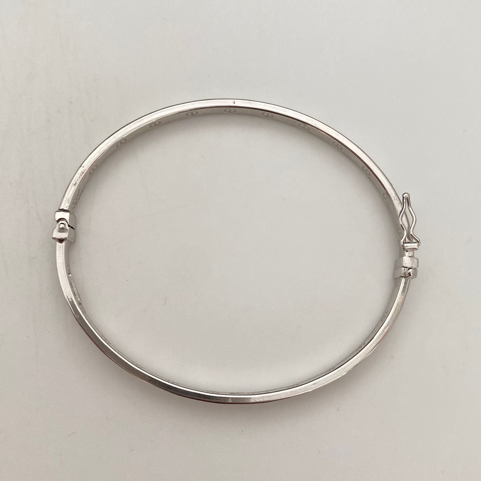 Aro It sello oro blanco  +4 / 4,90 Gr / 4 mm / 18,5 Cm
