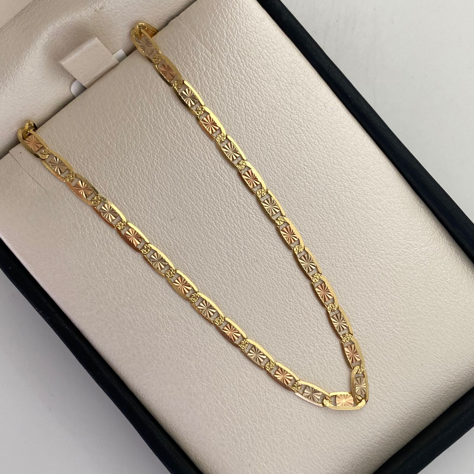 Cadena It Plana Diamantada Tres oros 18k 9,9 Gr / 3,4 mm / 60 Cm