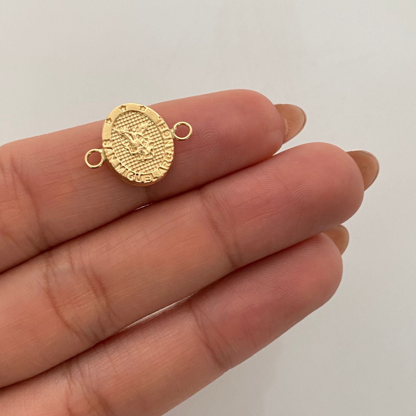 Herraje San Miguel Arcangel Oro amarillo 18k 0,7 Gr / 1,7 Cm