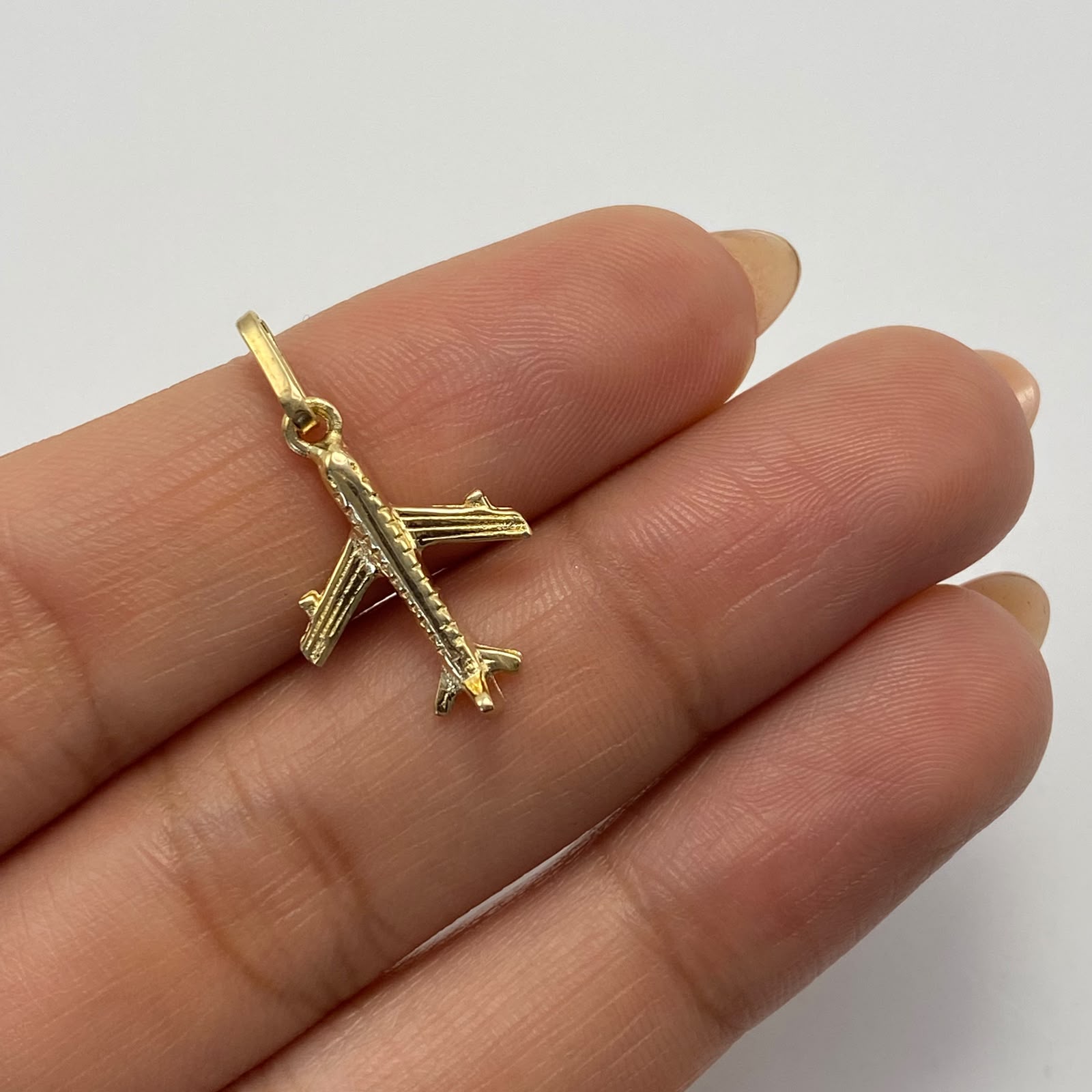 Dije Avion Oro amarillo 18k 1,25 Gr / 13,5 mm / 2,4 Cm