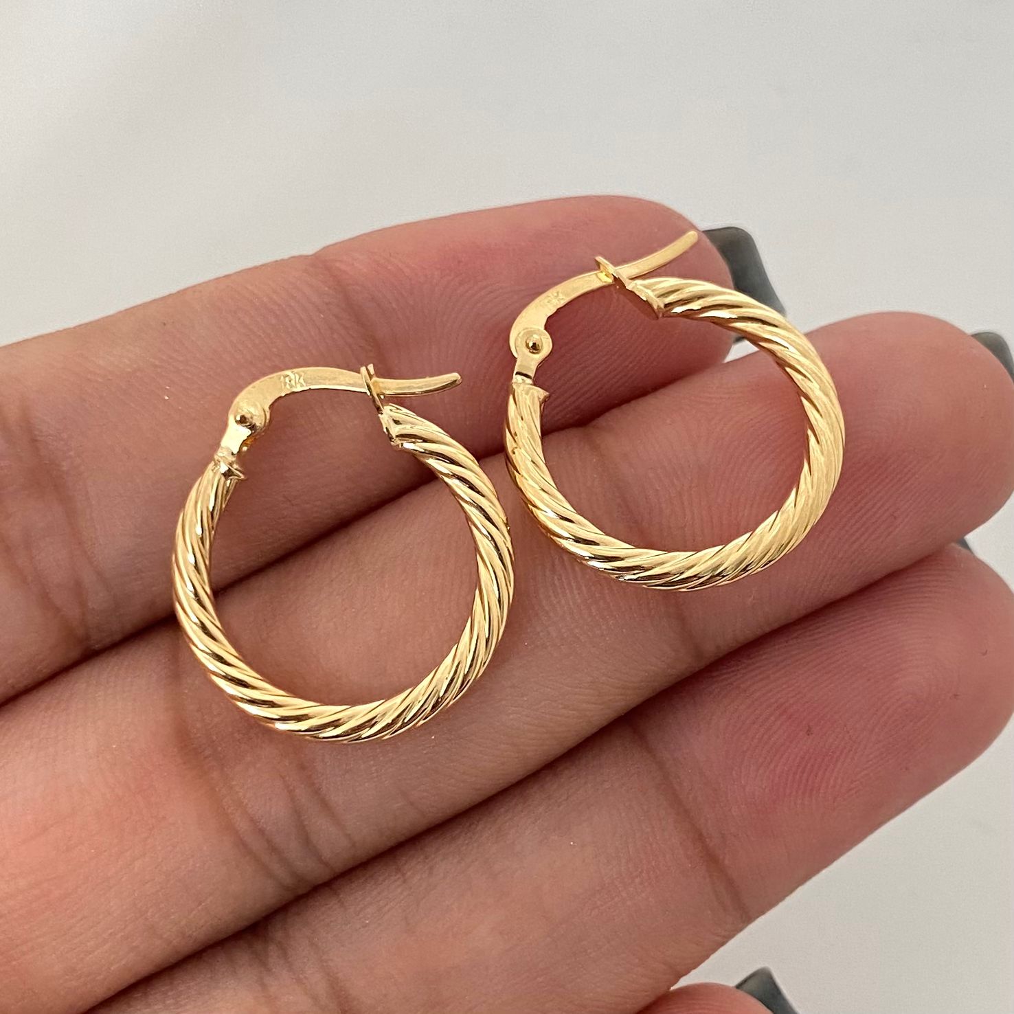 Candonga entorchada Oro amarillo 18k 1,4 Gr / 2,0 Cm