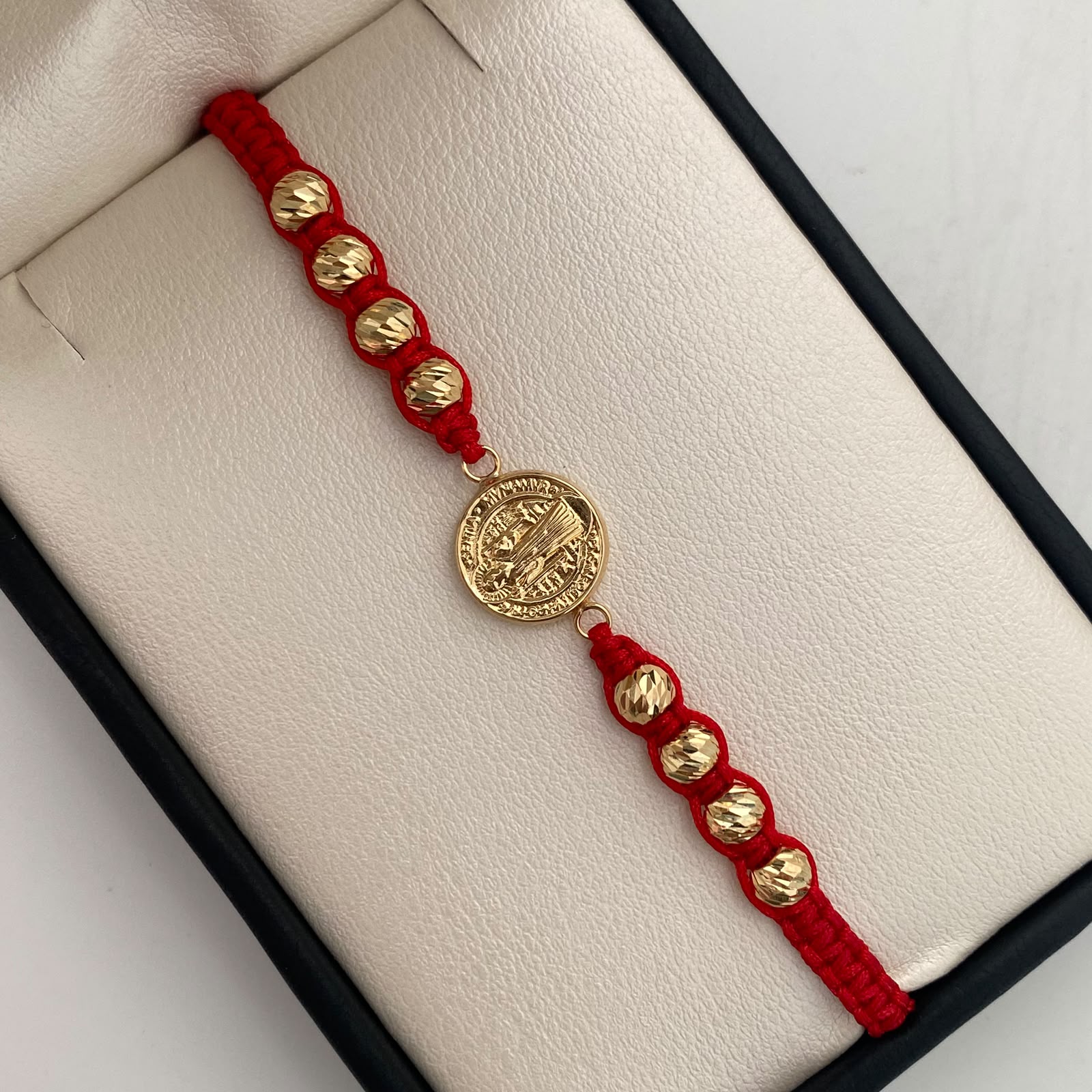Pulsera tejida Herraje san benito bolas Diamantadas 5mm Oro amarillo 18k 1,25 Gr