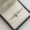 Dije Gota circon azul claro y blancos Oro amarillo 18k 0,45 Gr / 5,5 mm / 1,5 Cm