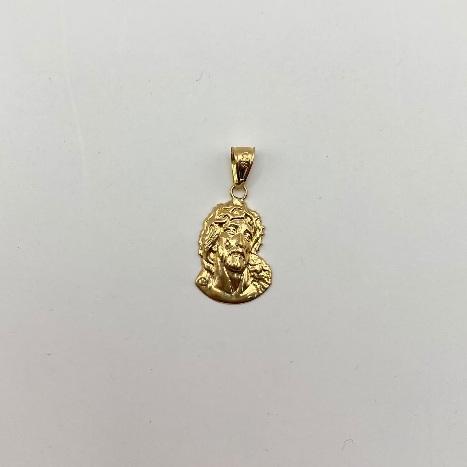 Dije rostro jesus Oro amarillo 18k 1,15 Gr / 13,5 mm / 2,5 Cm