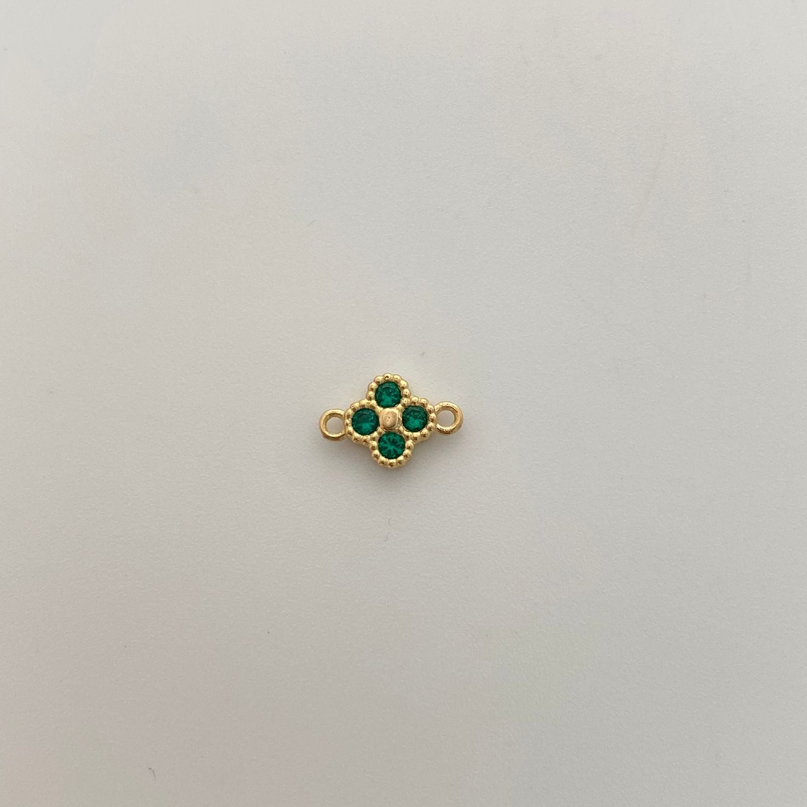 Herraje Trebol casting verde Oro amarillo 18k 0,55 Gr / 1 Cm