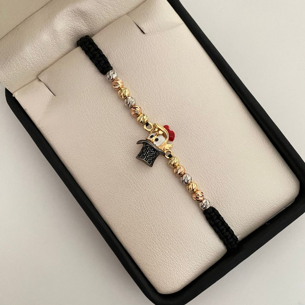 Pulsera tejida con herraje de pato y balines diamantados  Tres oros 18k 3,05 Gr