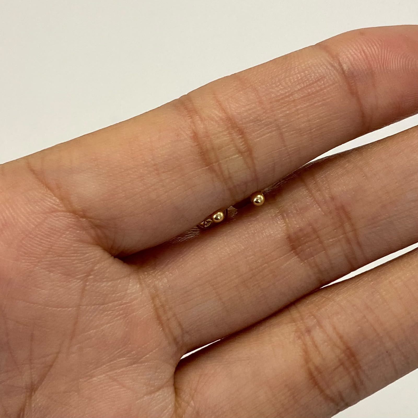 Topos bola 2mm Oro amarillo 18k 0,35 Gr
