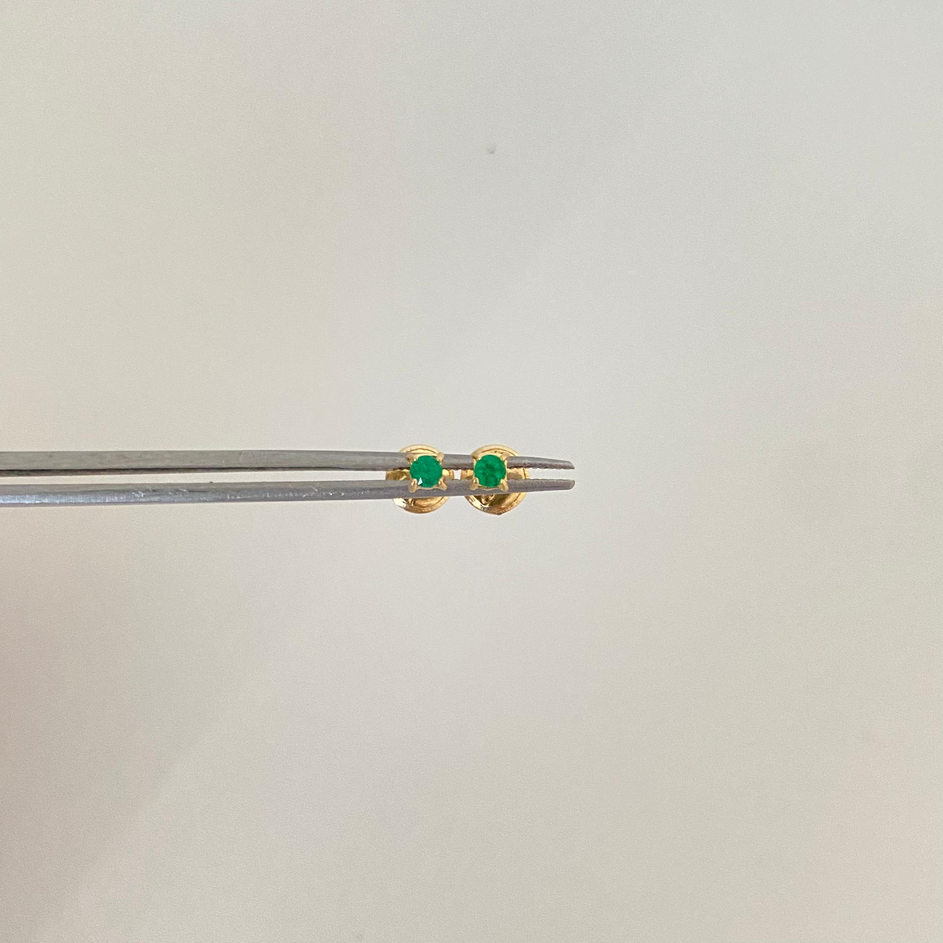 Topos (joya) esmeralda Oro amarillo 18k 0,6 Gr / 3,0 mm