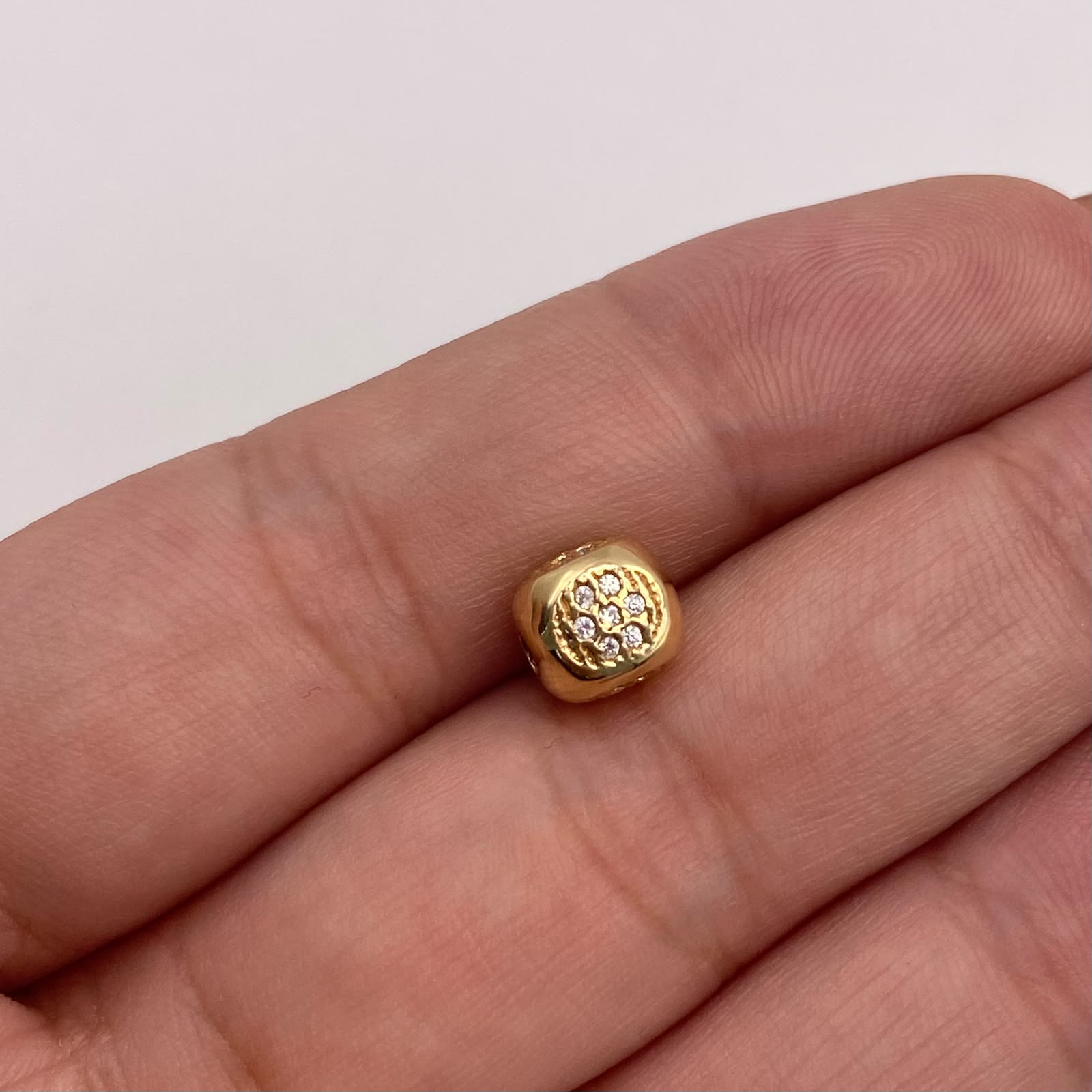 Herraje bola de fuego circones blancos Oro amarillo 18k 1,88 Gr / 0,5 Cm
