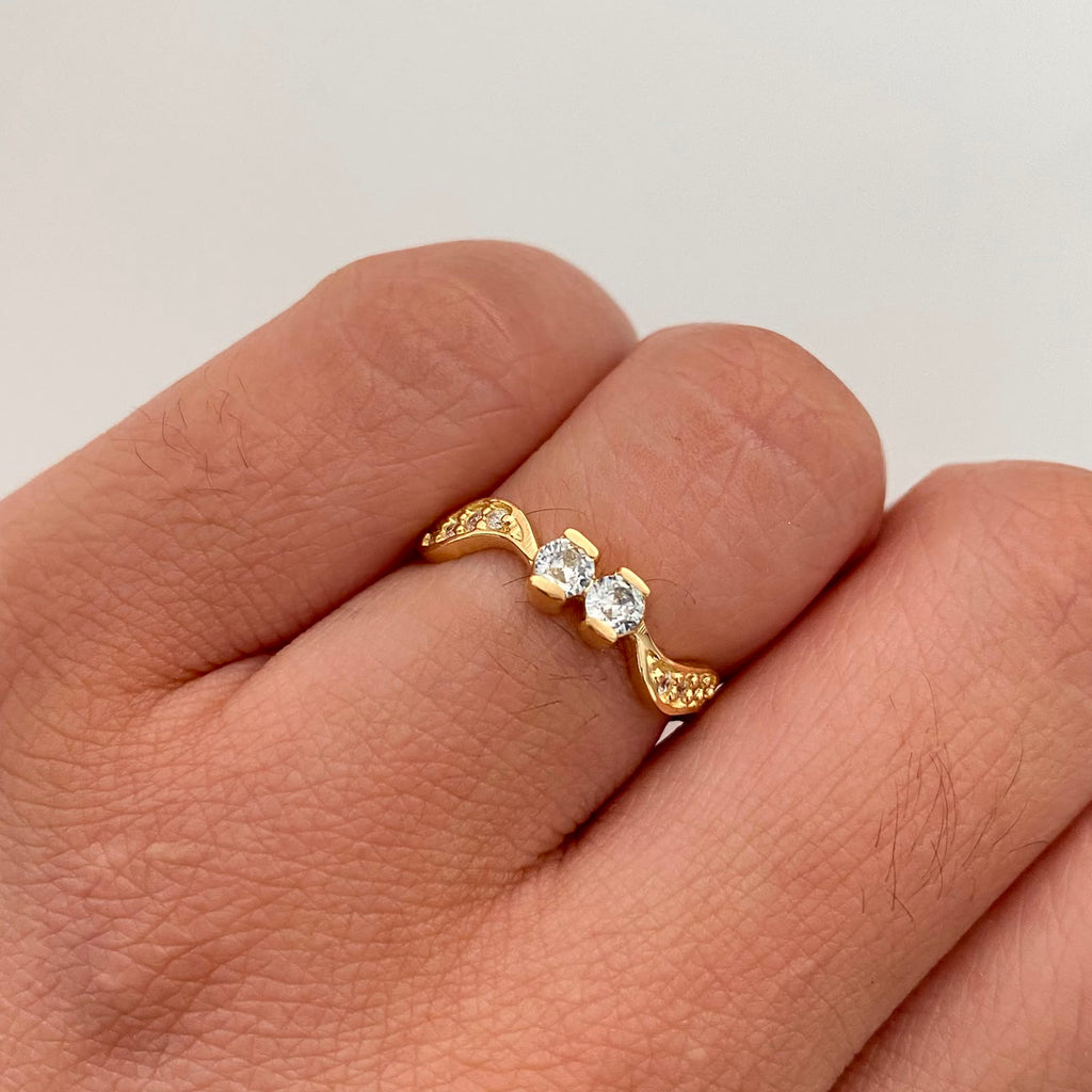 Anillo Solitario Oro amarillo 18k / Talla 6 / 1,7 Gr / 1,4 mm