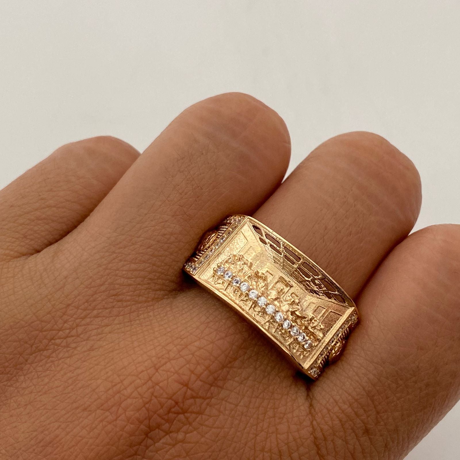 Anillo Ultima Cena Casting Oro amarillo 18k / Talla 11 / 9,55 Gr / 8,8 mm
