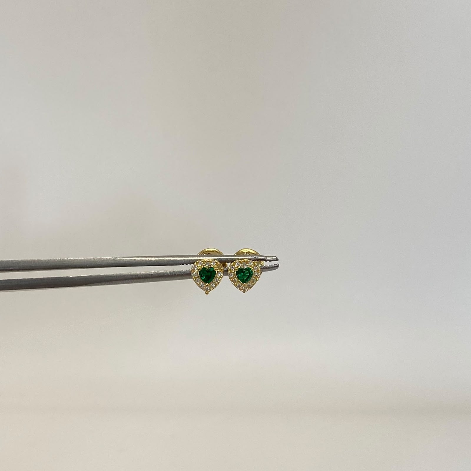 Topos corazon circón verde Oro amarillo 18k 0,65 Gr / 5,1 mm