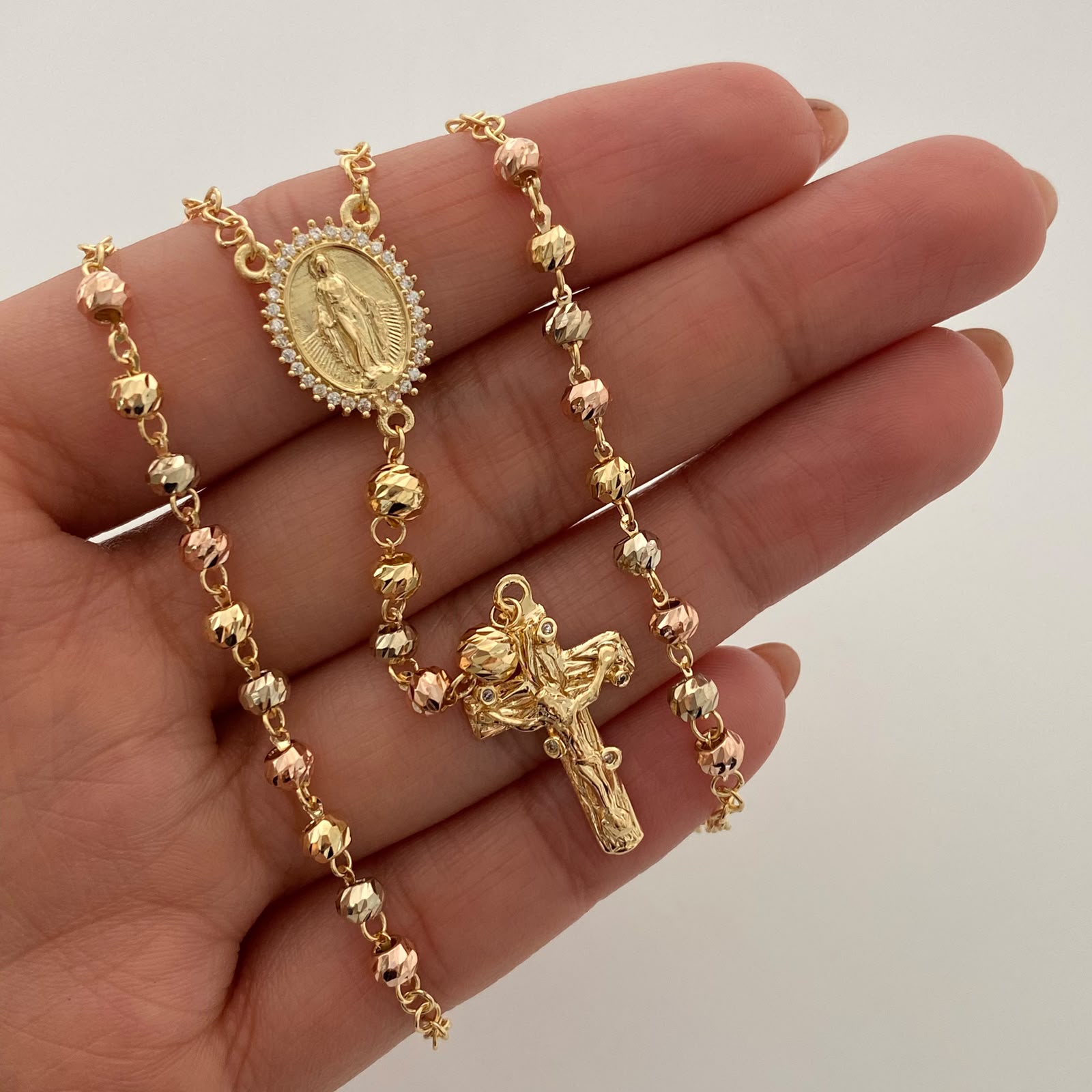 Rosario Virgen Milagrosa Casting Tres oros 18k 12,40 Gr / 4 mm / 60 Cm Broche 0,40
