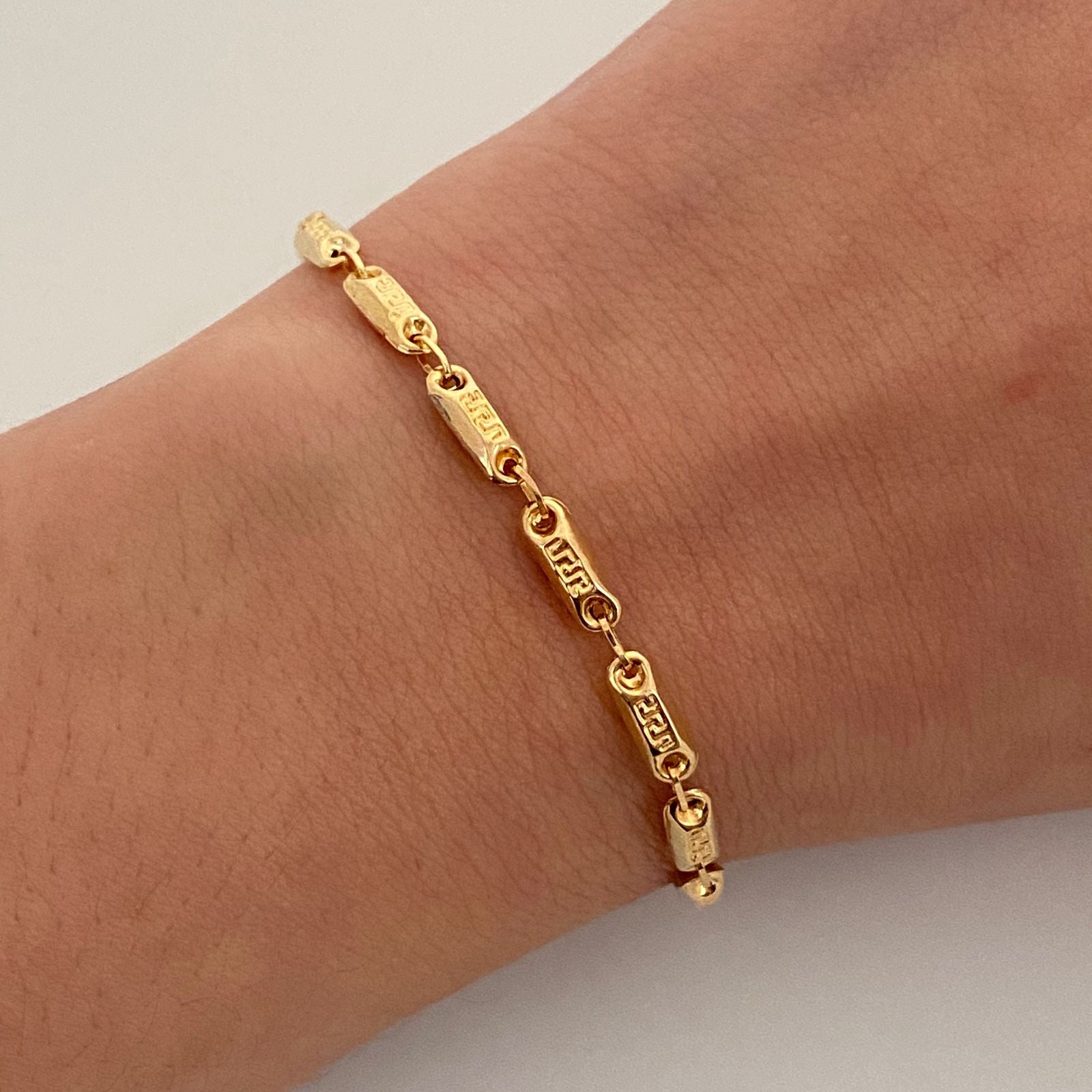 Pulso rustico con cilindro  Oro amarillo 18k 3,70 Gr / 3,2 mm / 20 Cm Broche 0,40