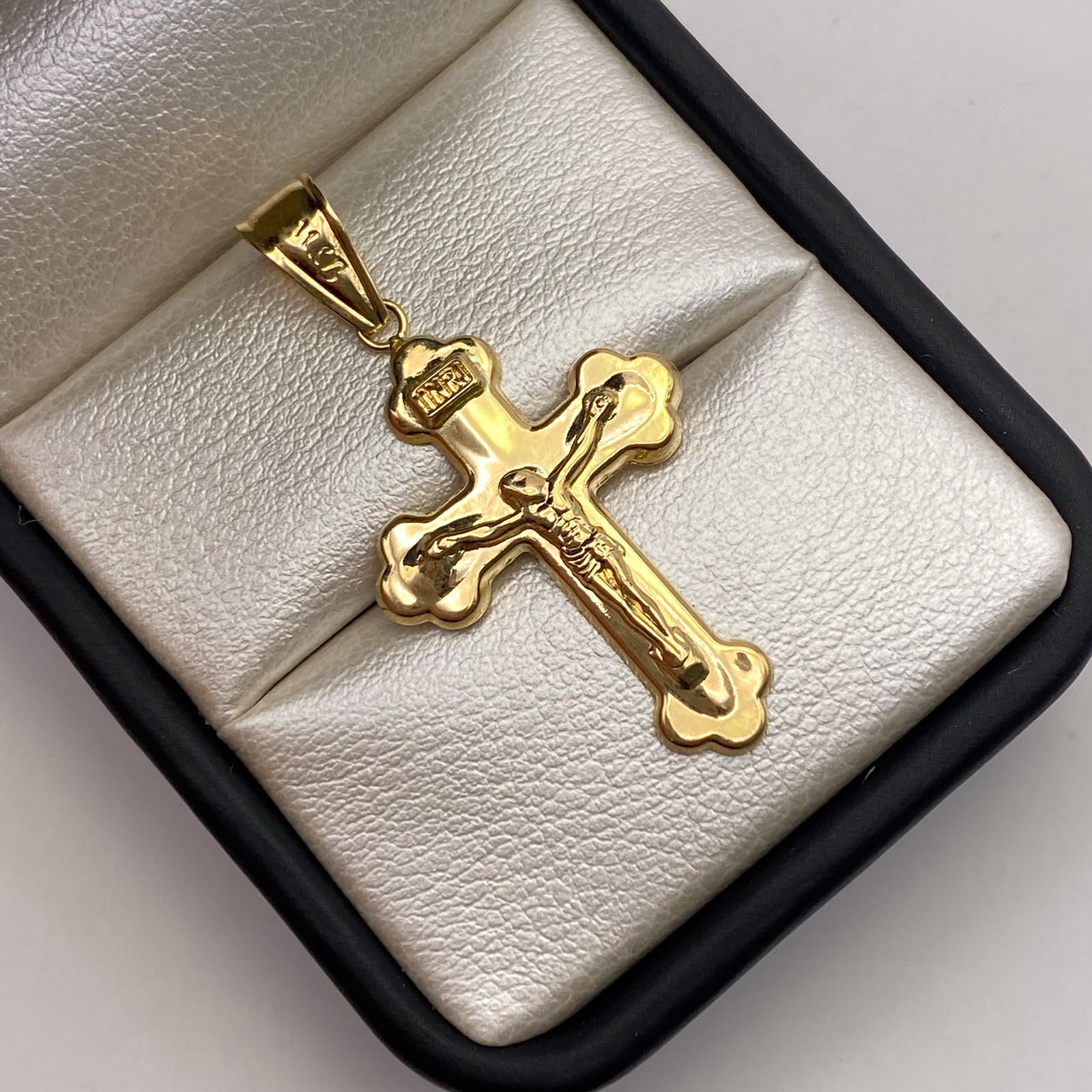 Dije Cruz cristo Oro amarillo 18k 1,81 Gr / 21,2 mm / 4,1 Cm