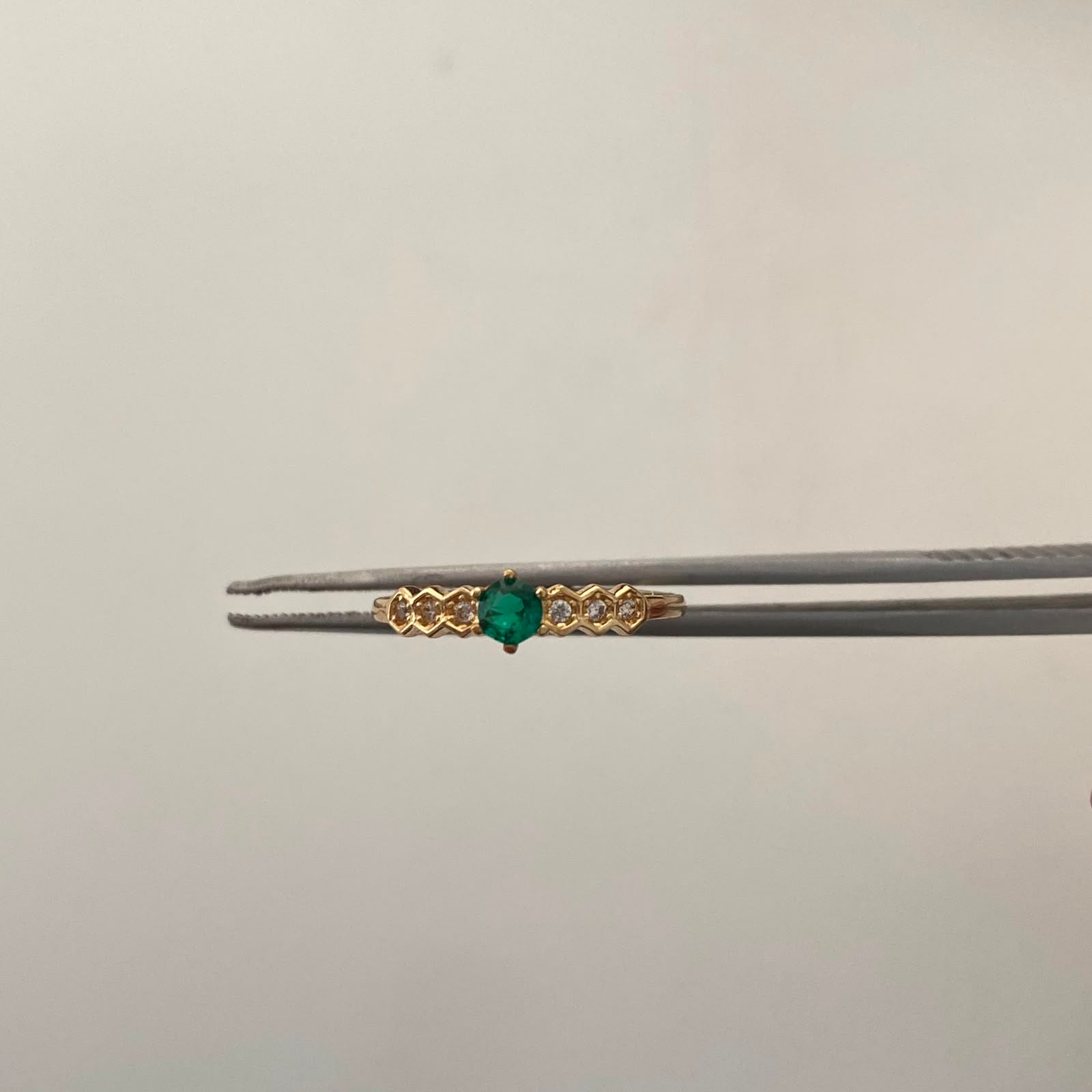 Anillo Solitario Casting Verde / Talla 7 1/2 / 1,25 Gr / 1,4 mm