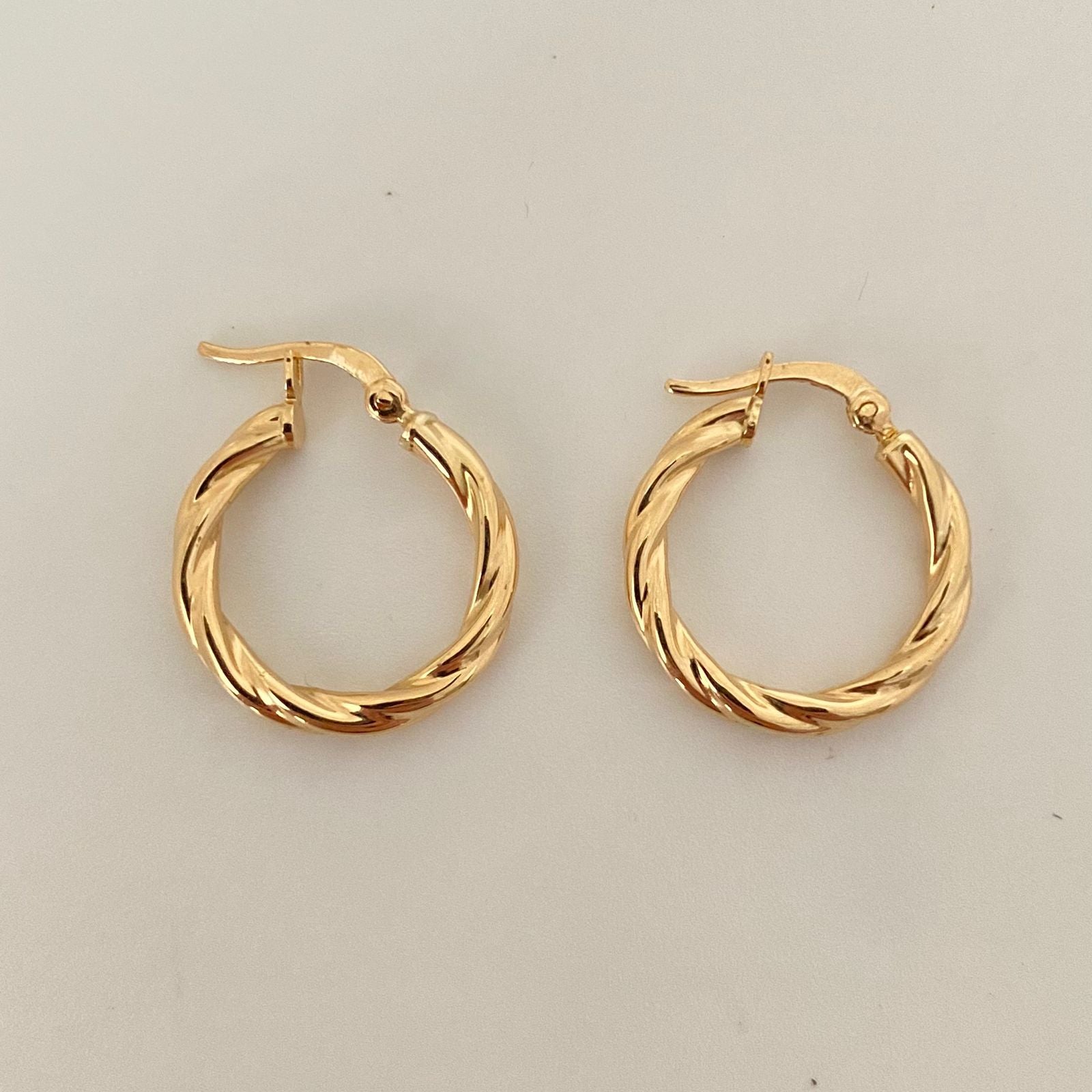 Candonga entorchada Oro amarillo 18k 1,75 Gr / 2,0 Cm