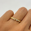 Anillo Fila corazones circones blancos Oro amarillo 18k / Talla 7 / 1,65 Gr / 1,3 mm