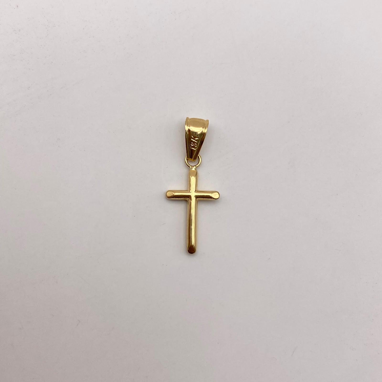 Dije cruz lisa Oro amarillo 18k 0,45 Gr / 9,6 mm / 2,5 Cm