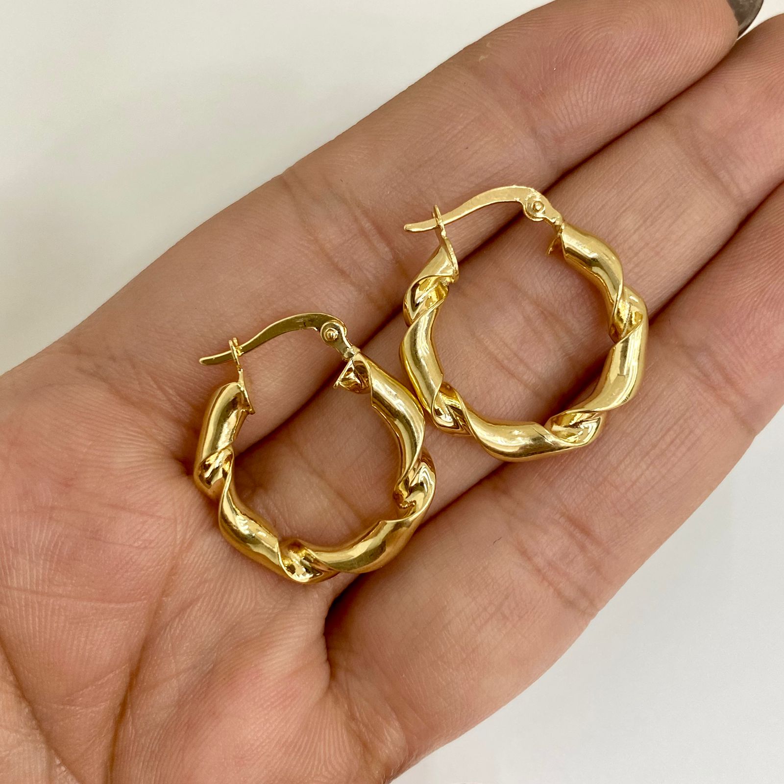 Candonga Entorchadas Oro amarillo 18k 2,5 Gr / 2 Cm