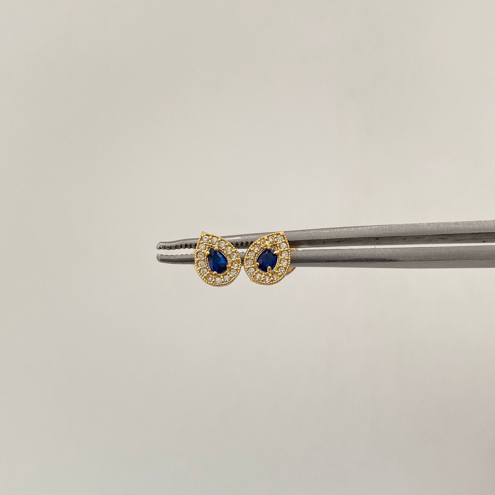 Topos Gota casting azul oscuro Oro amarillo 18k 0,85 Gr / 5,3 mm