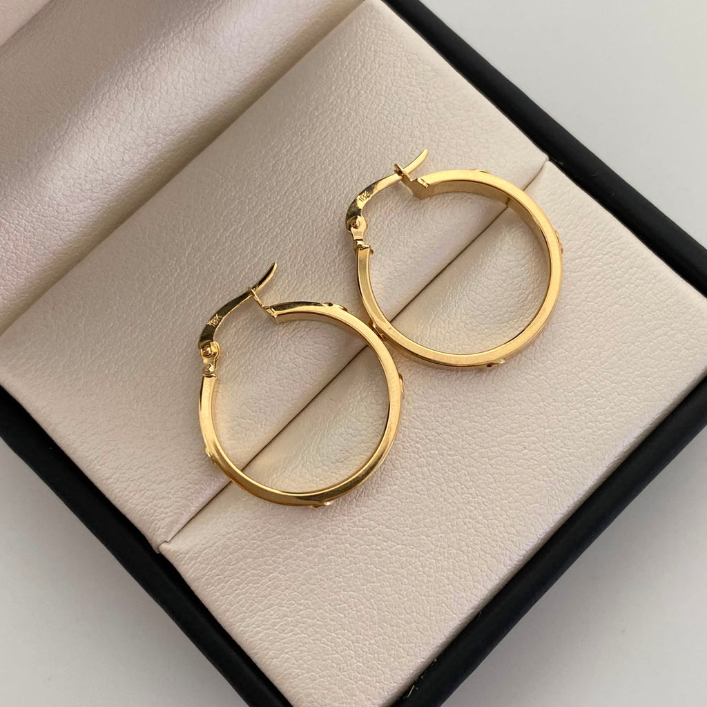Candonga Lisa Sello Oro amarillo 18k 2,6 Gr / 2,3 Cm