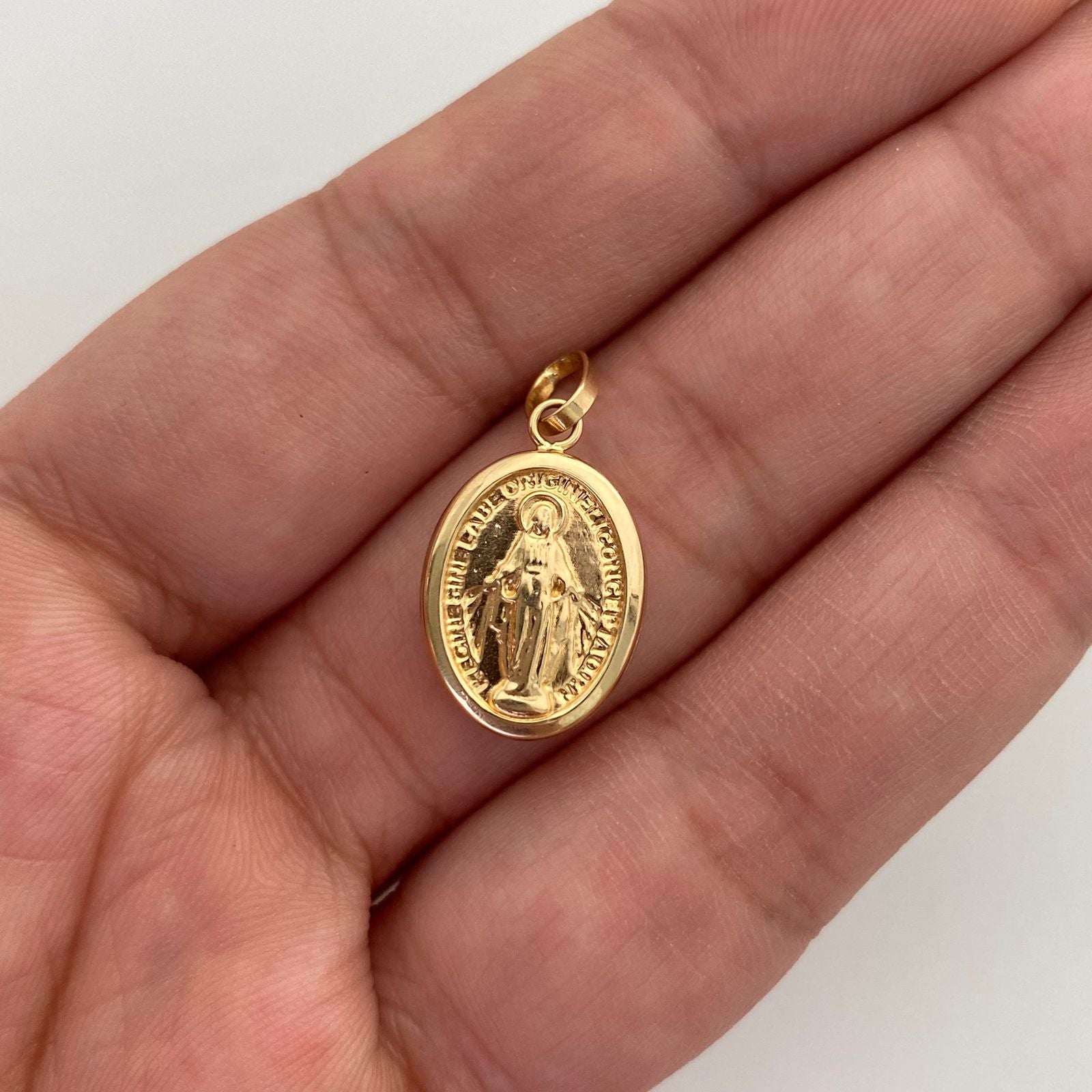 Dije Virgen Milagrosa Oro amarillo 18k 1,0 Gr / 11,9 mm / 2,4 Cm