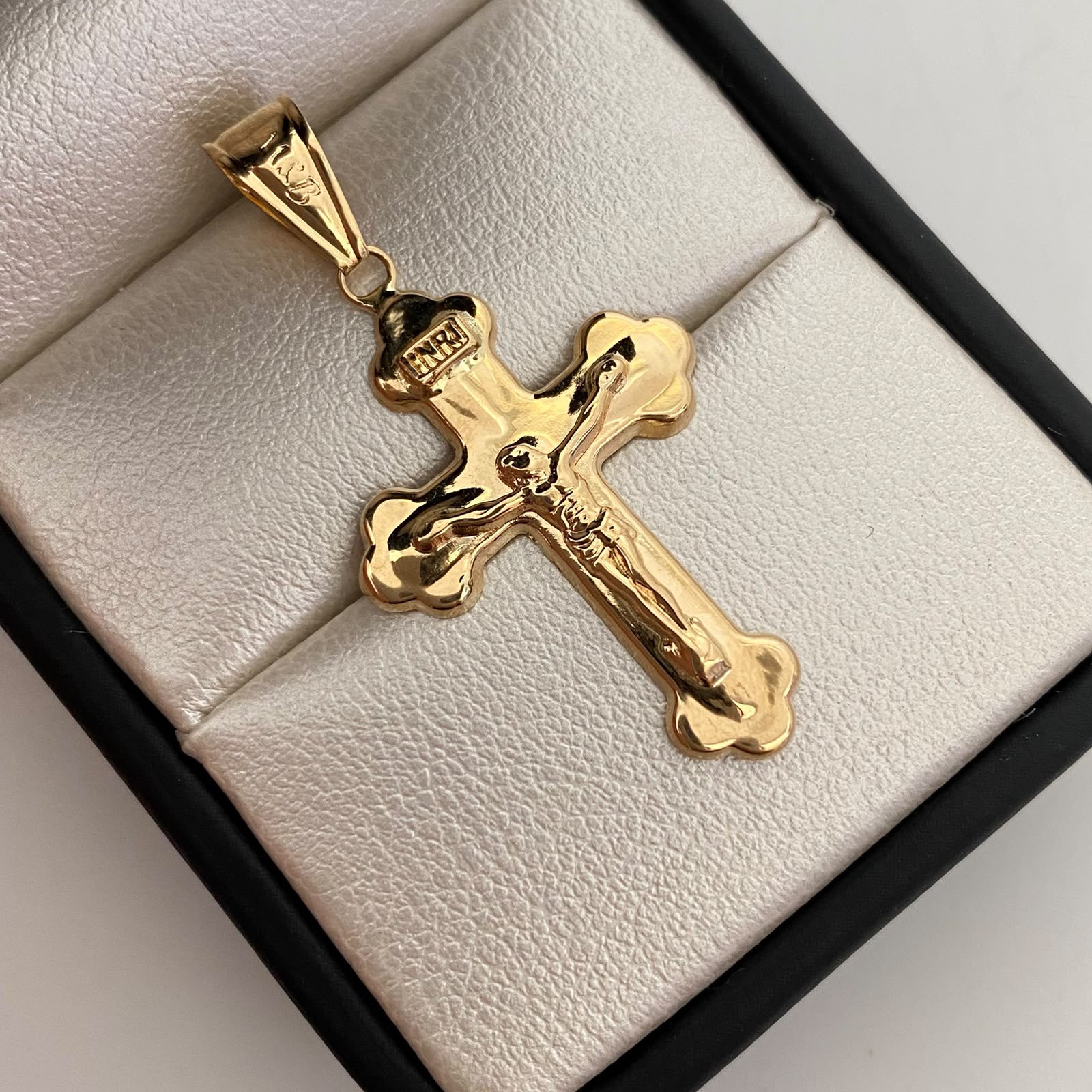 Dije Cruz Cristo Oro amarillo 18k 1,85 Gr / 21,2 mm / 4,1 Cm