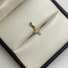 Dije mini cruz circones blancos Oro amarillo 18k 0,5 Gr / 6,4 mm / 1,5 Cm