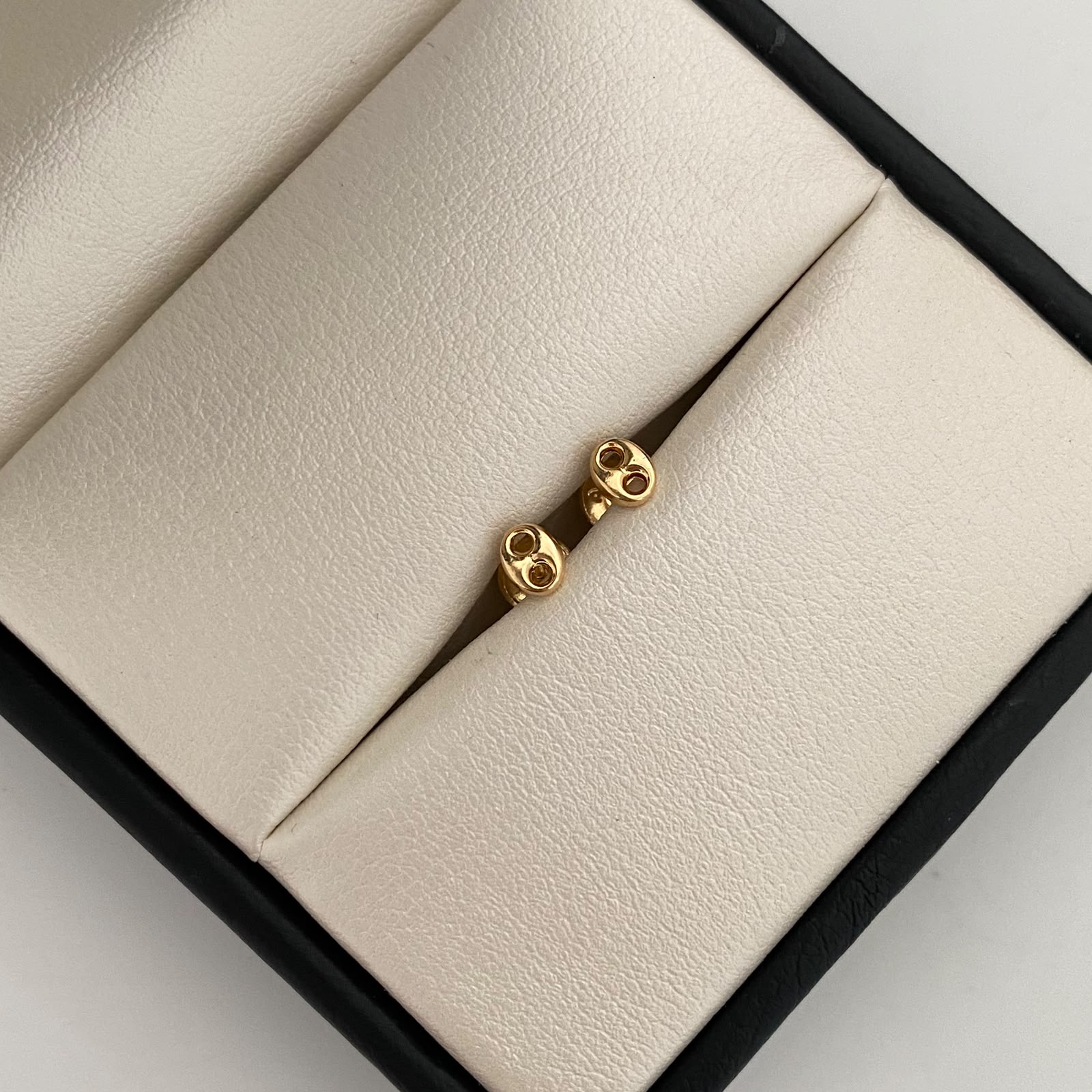 Topos Gc Liso Oro amarillo 18k 0,45 Gr / 3,9 mm