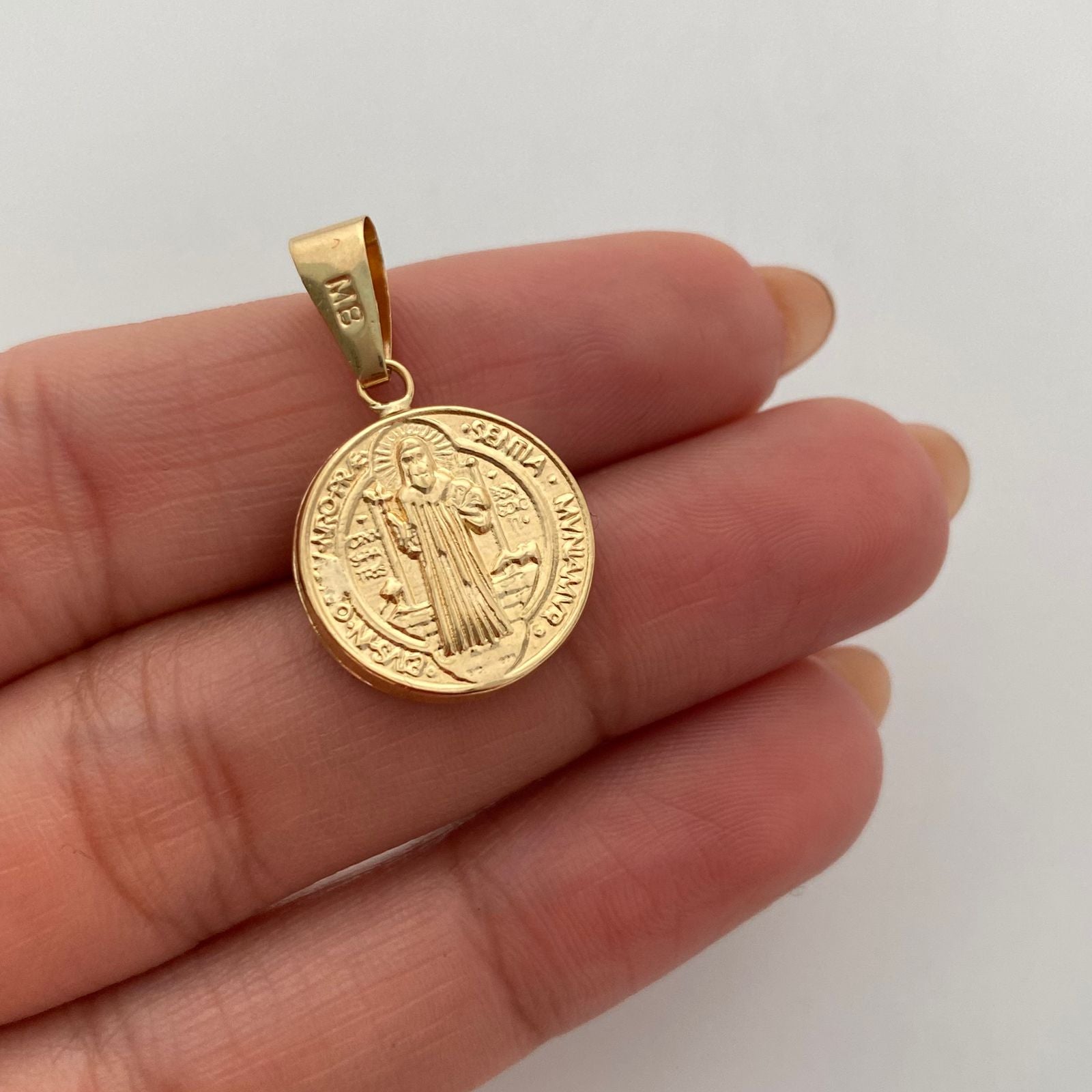 Dije San Benito Oro amarillo 18k 1,25 Gr / 16,2 mm / 2,5 Cm