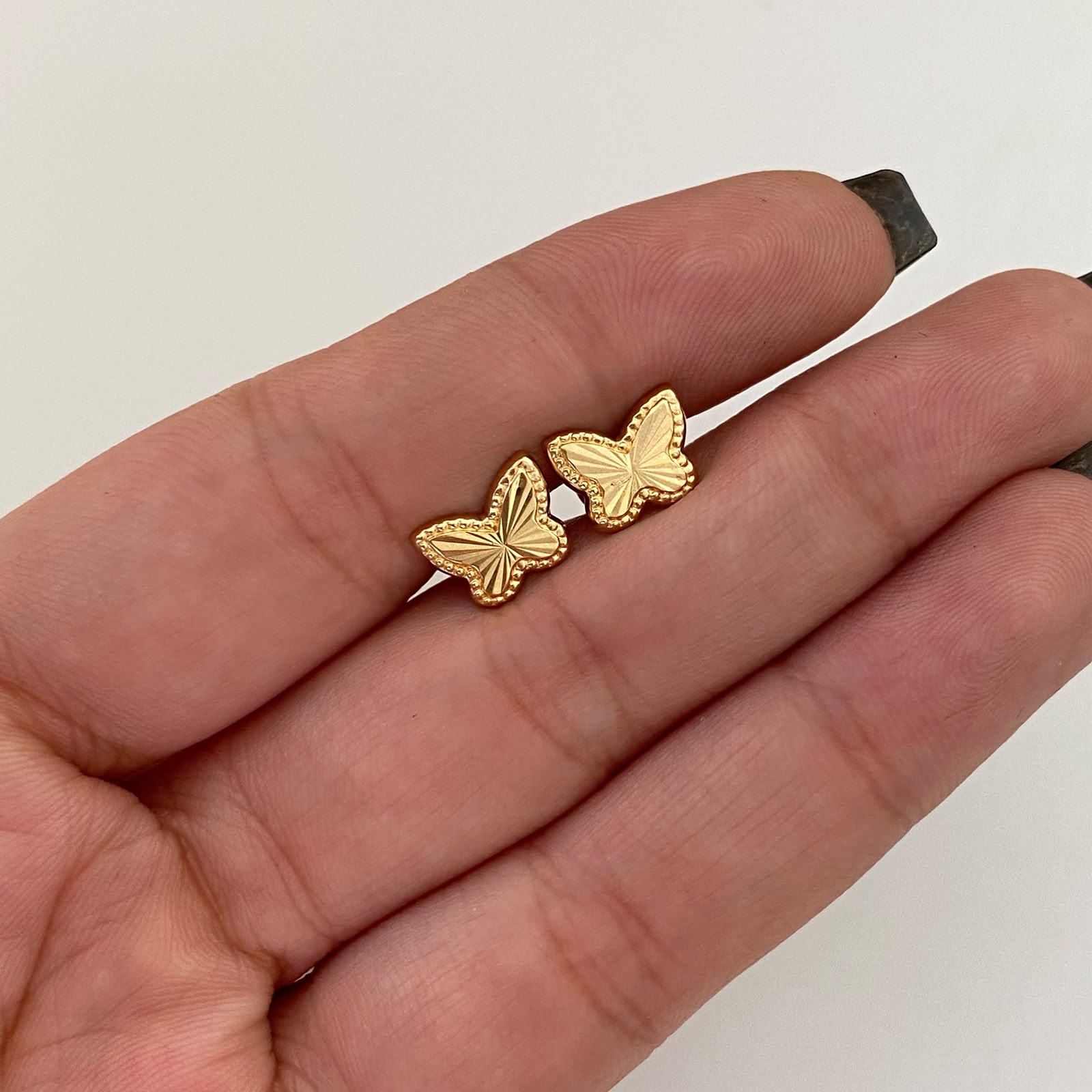 Topos Mariposa Fondo Diamantado Oro amarillo 18k 0,9 Gr / 9,7 mm
