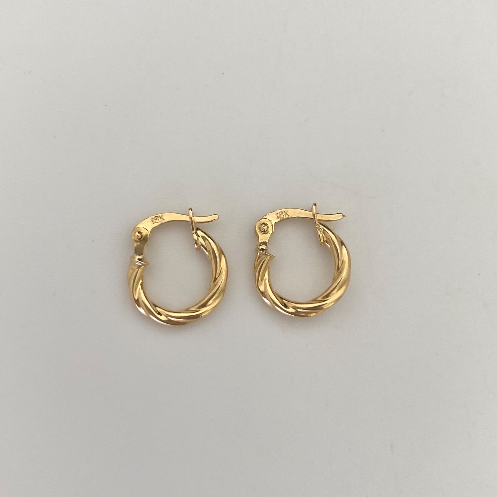Candonga Entorchada Oro amarillo 18k 0,85 Gr / 1,3 Cm