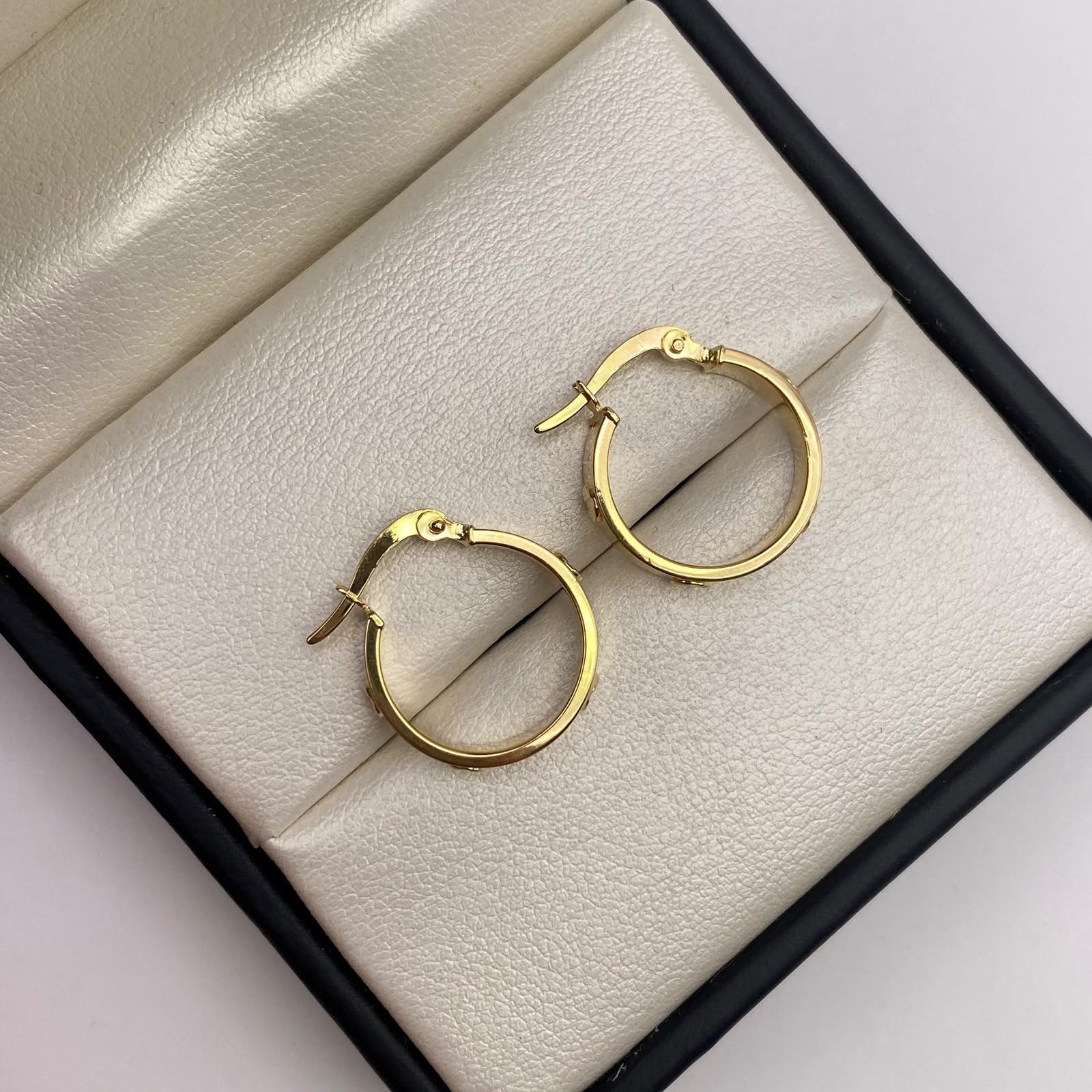 Candonga Sello Oro amarillo 18k 1,68 Gr / 2 Cm