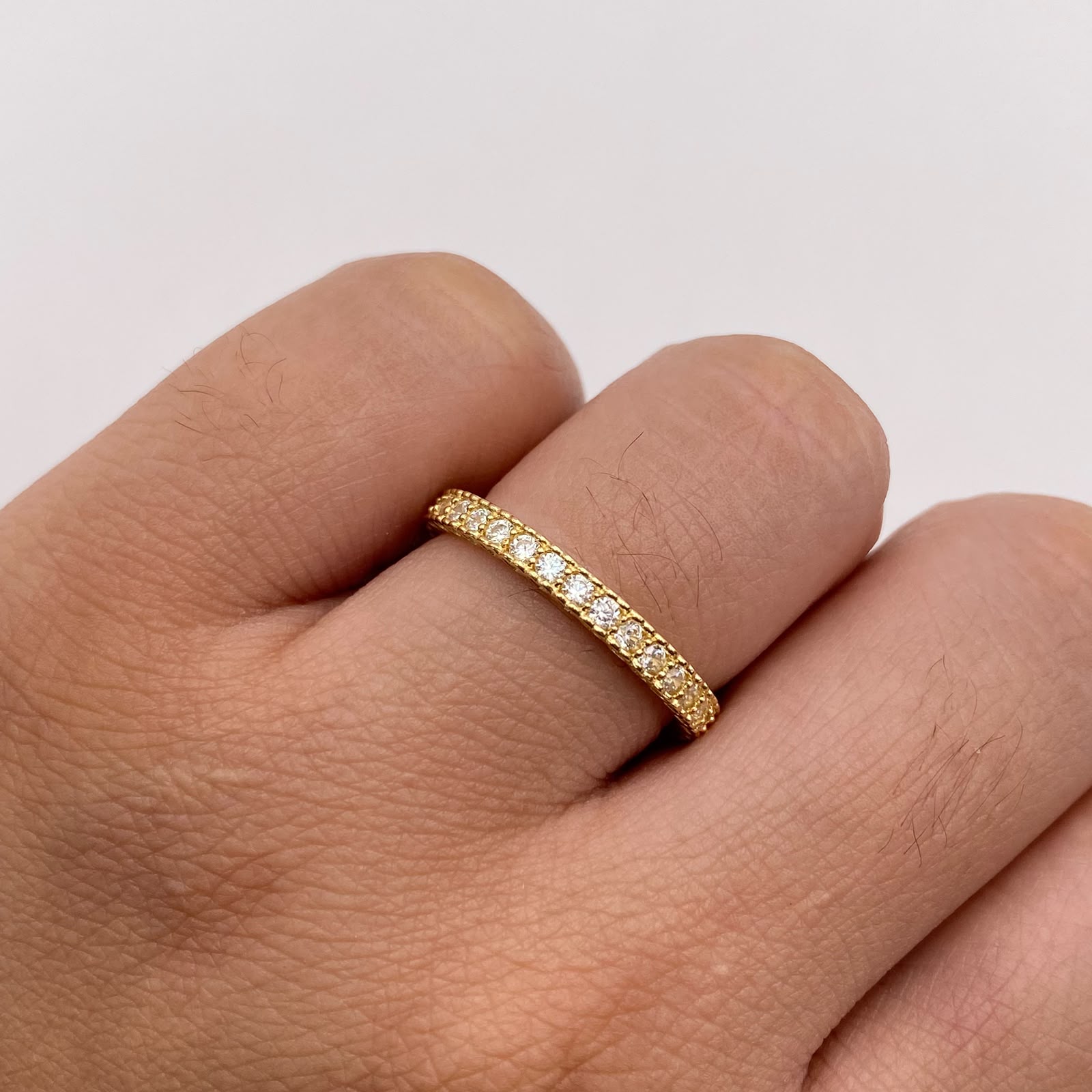 Anillo churumbela circones blancos Oro amarillo 18k / Talla 7 / 2,25 Gr / 2,03 mm
