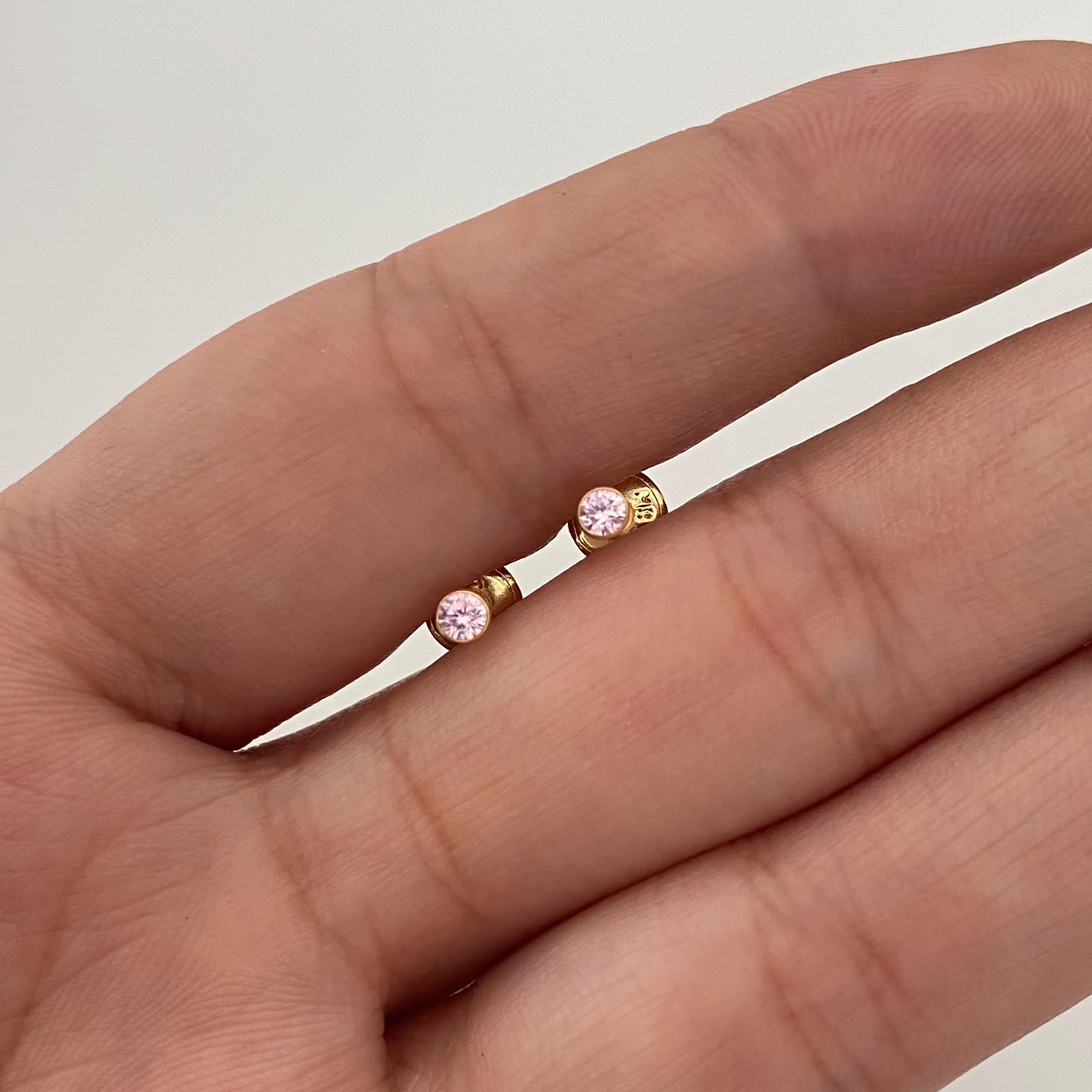 Topos Circon Rosado Oro amarillo 18k 0,4 Gr / 3 mm
