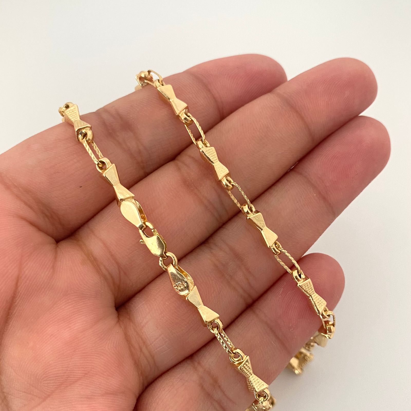 Cadena rustica eslabones diamantados Oro amarillo 18k 11,75 Gr / 3,3 mm / 62 Cm Broche 0,40