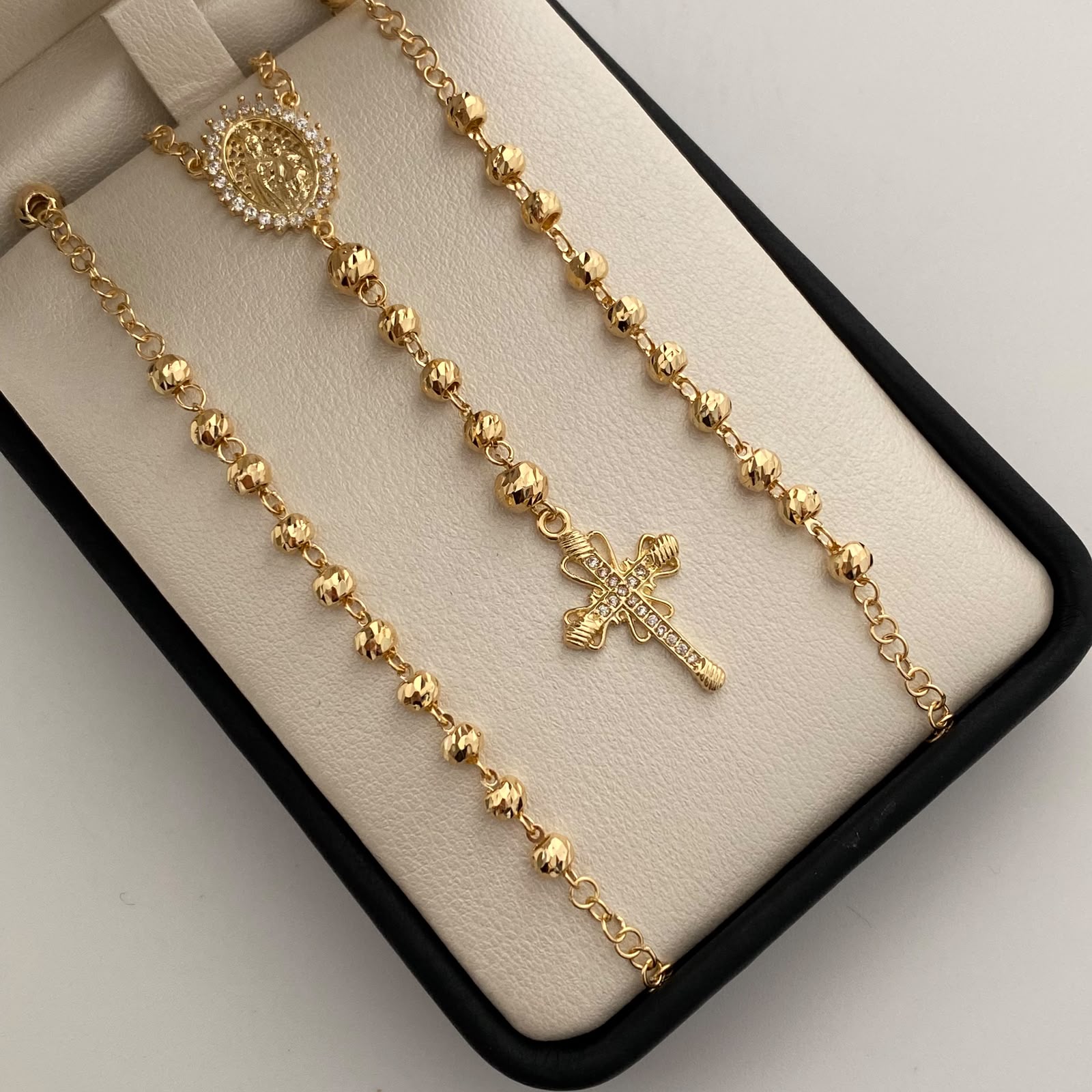 Rosario Virgen Maria Auxiliadora Casting Oro amarillo 18k 11,30 Gr / 4 mm / 50 Cm Broche 0,40