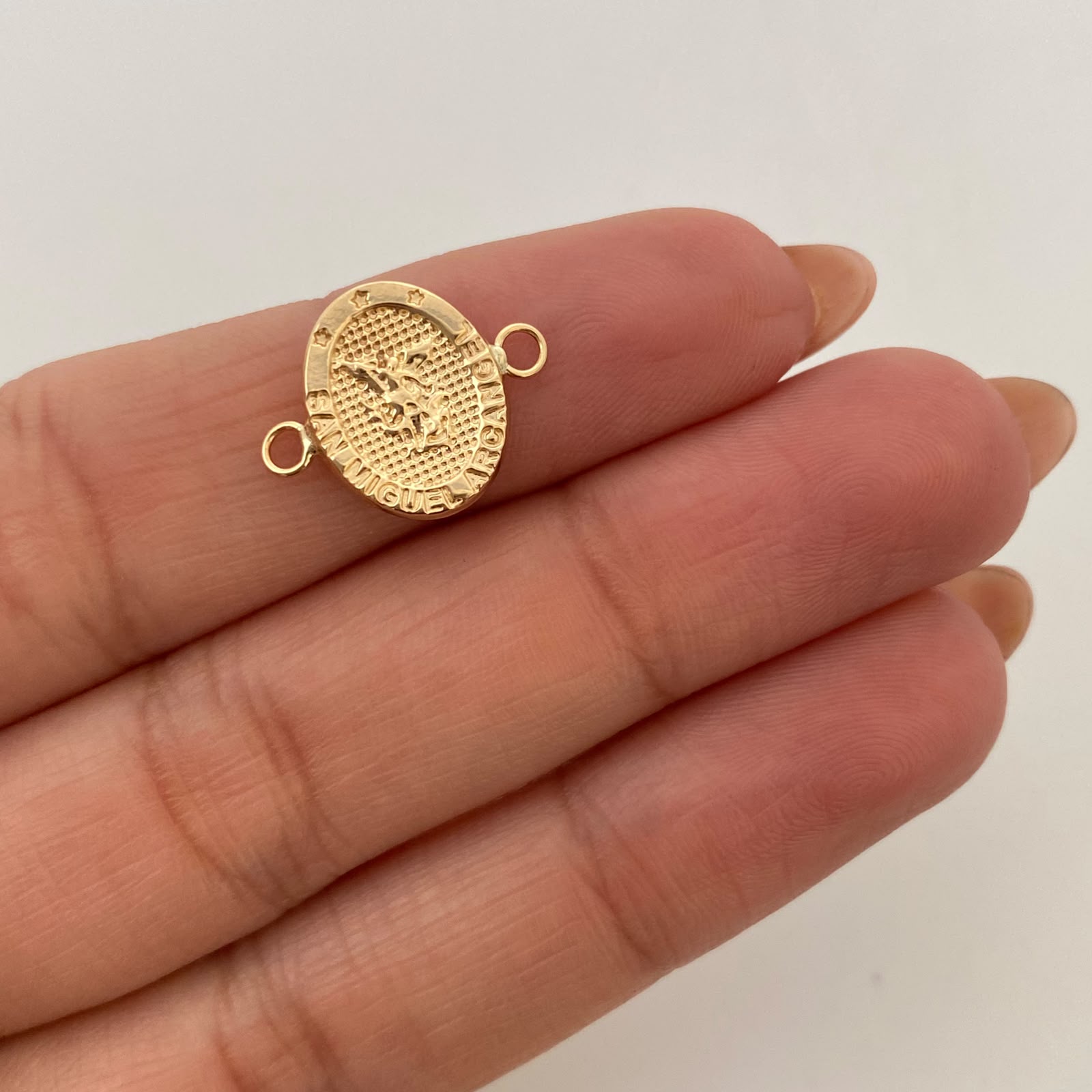 Herraje San Migue Arcangel Oro amarillo 18k 0,7 Gr / 1,8 Cm