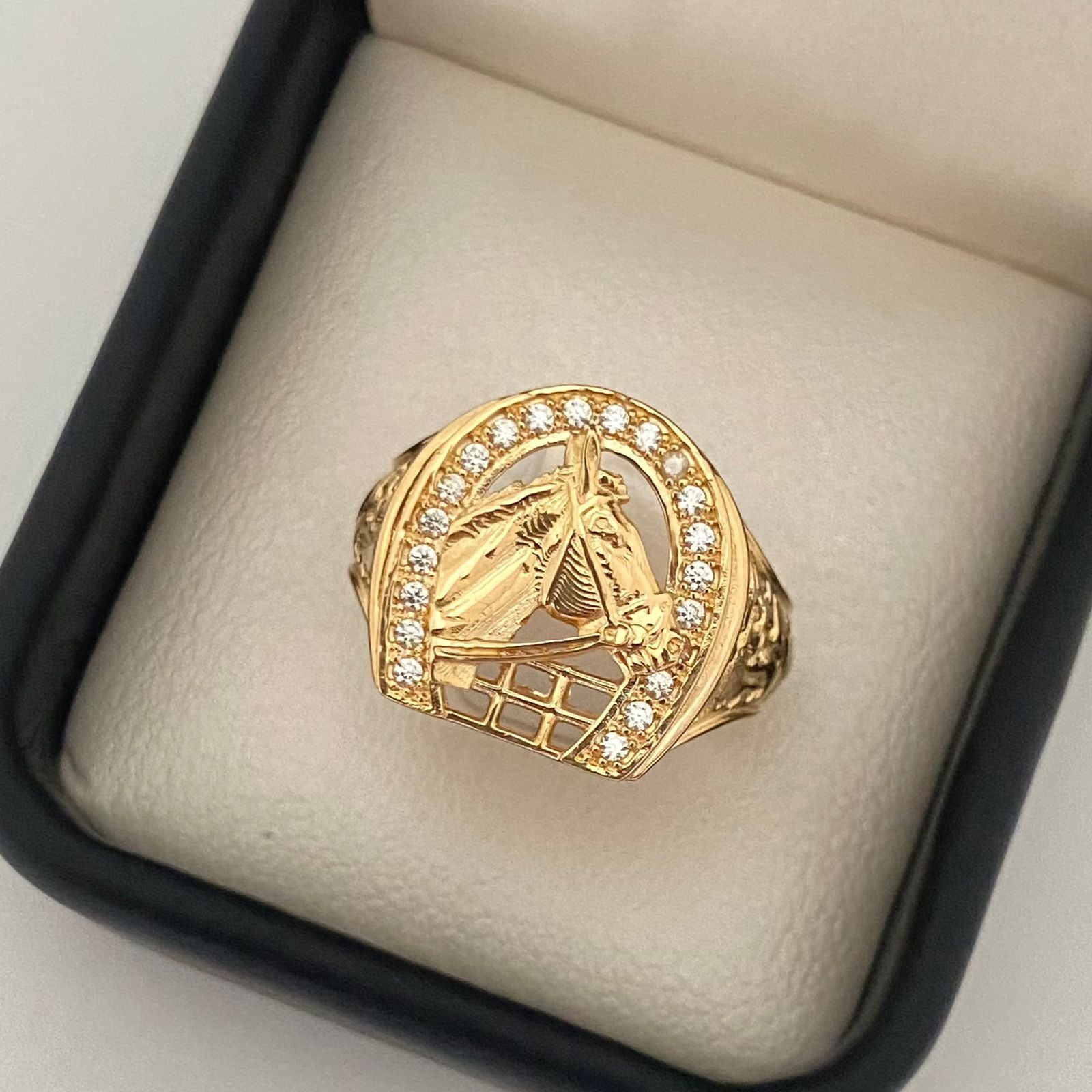 Anillo herradura casting caballo  Oro amarillo 18k / Talla 1 1/4 / 6,9 Gr