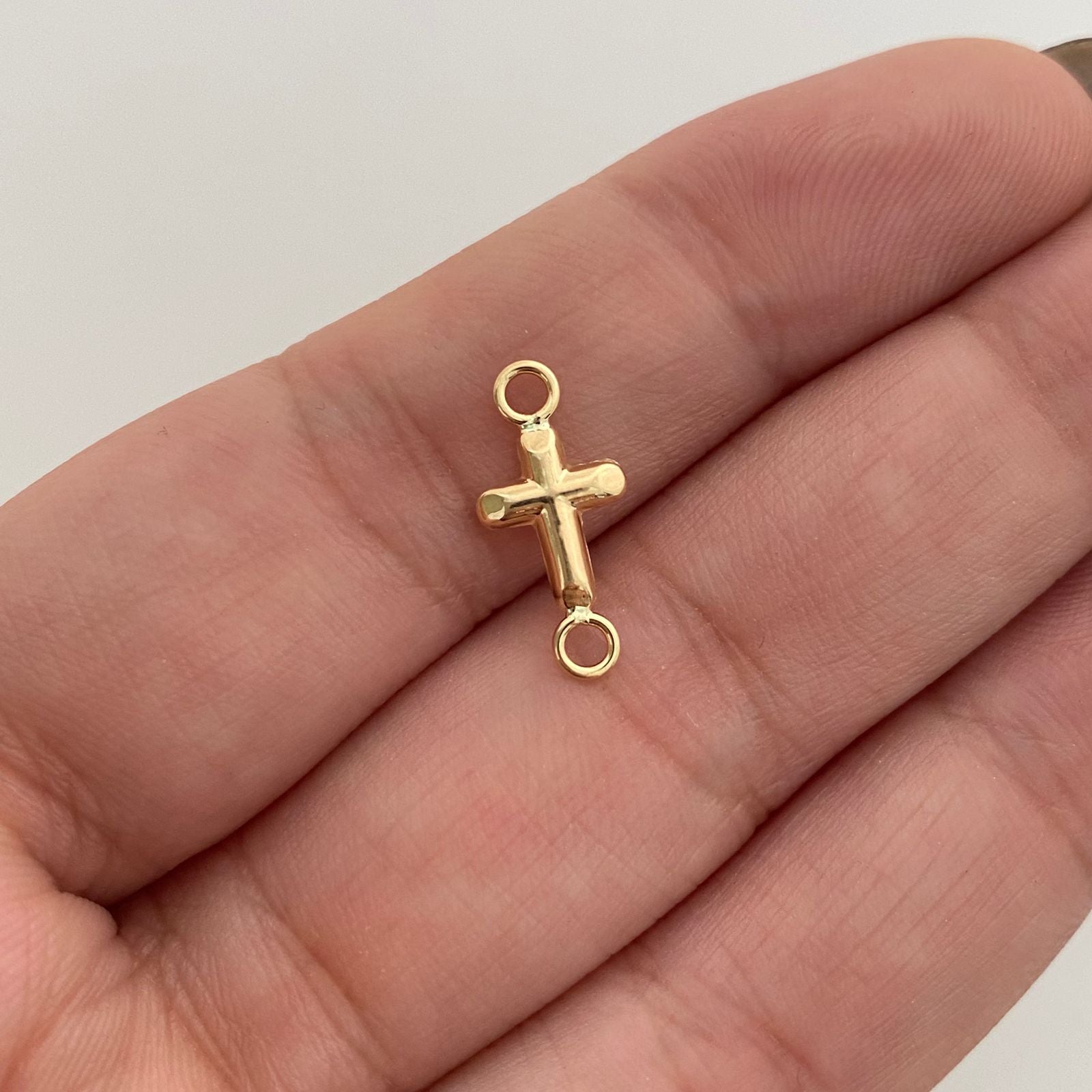 Herraje Cruz lisa pequeña Oro amarillo 18k 0,3 Gr / 1,5 Cm