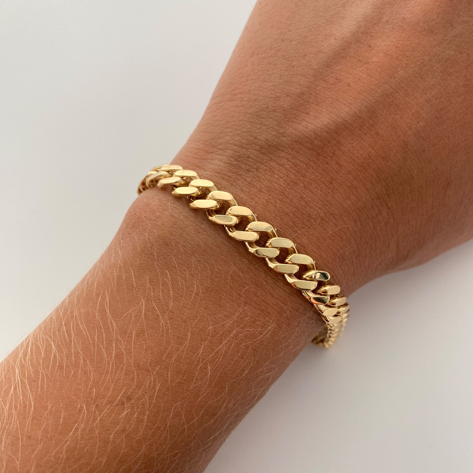Pulso It Cubano Monch Casting Oro amarillo 18k +6 / 13,2 Gr / 7,1 mm / 21,5 Cm